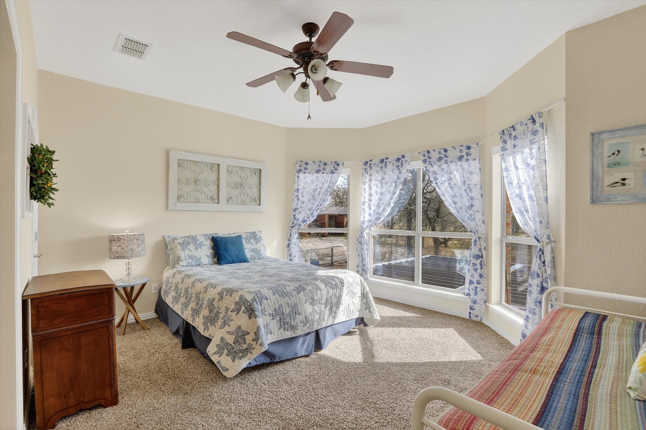 125 River Rock Court, Poolville, TX, 76487