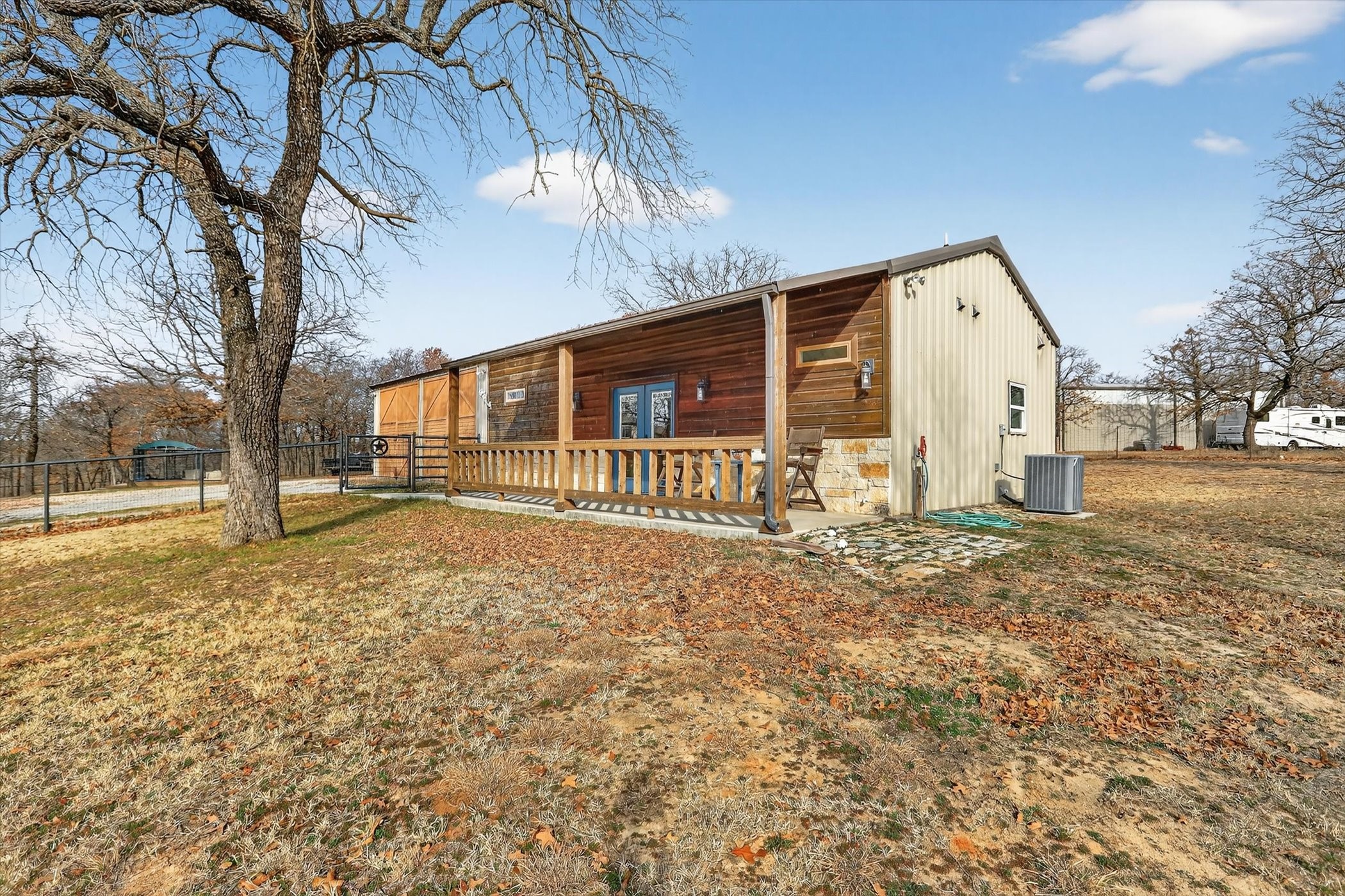 125 River Rock Court, Poolville, TX, 76487
