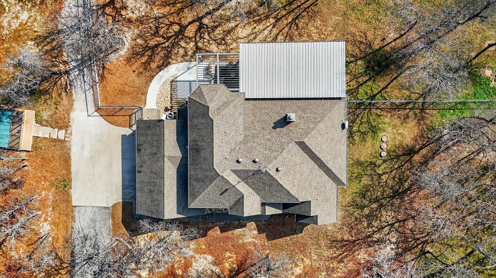125 River Rock Court, Poolville, TX, 76487