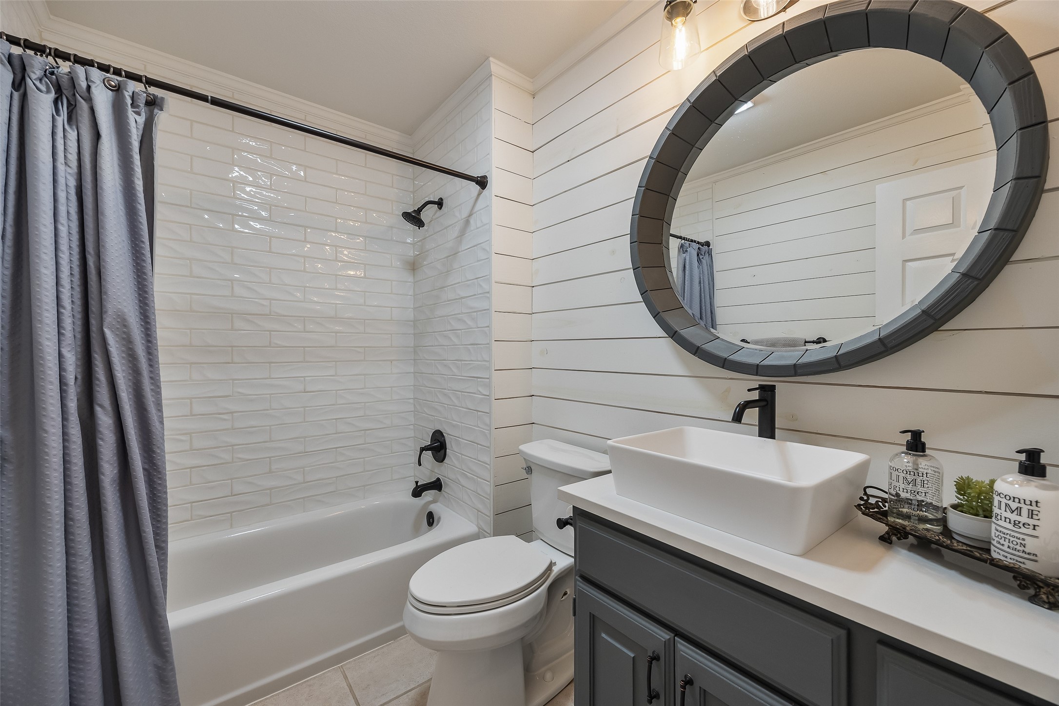810 Clear Water Trail, Holly Lake Ranch, TX, 75765