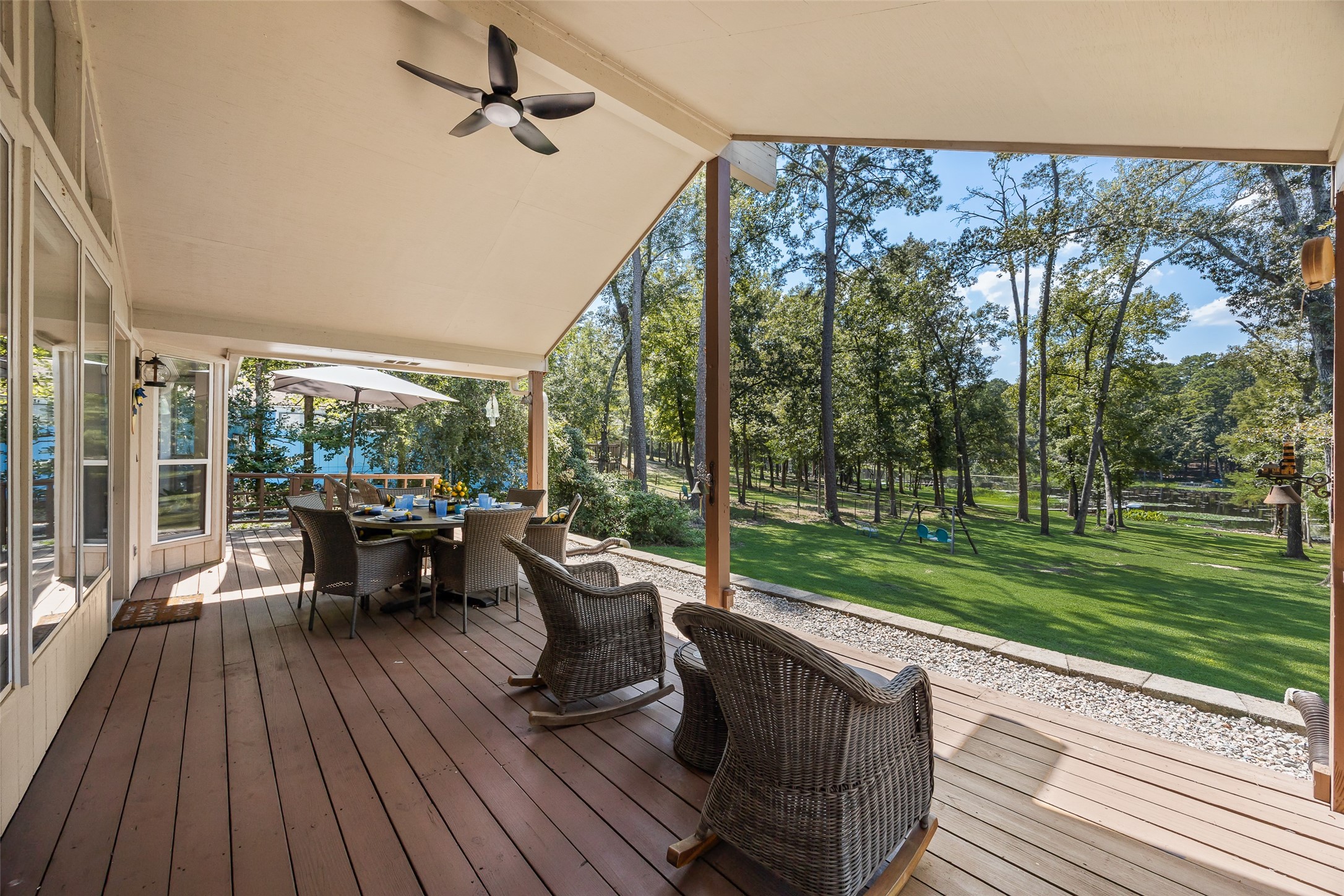 810 Clear Water Trail, Holly Lake Ranch, TX, 75765