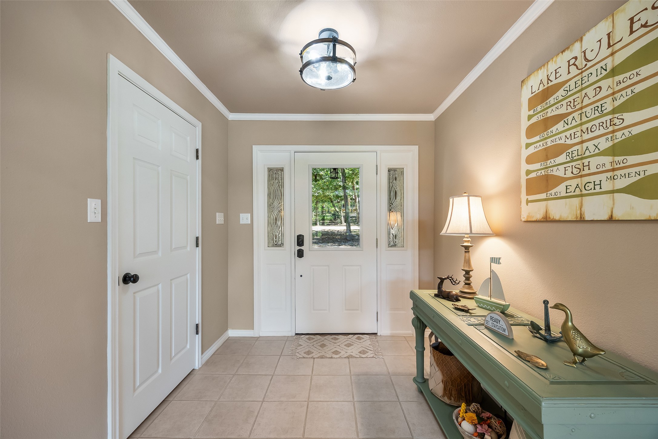 810 Clear Water Trail, Holly Lake Ranch, TX, 75765