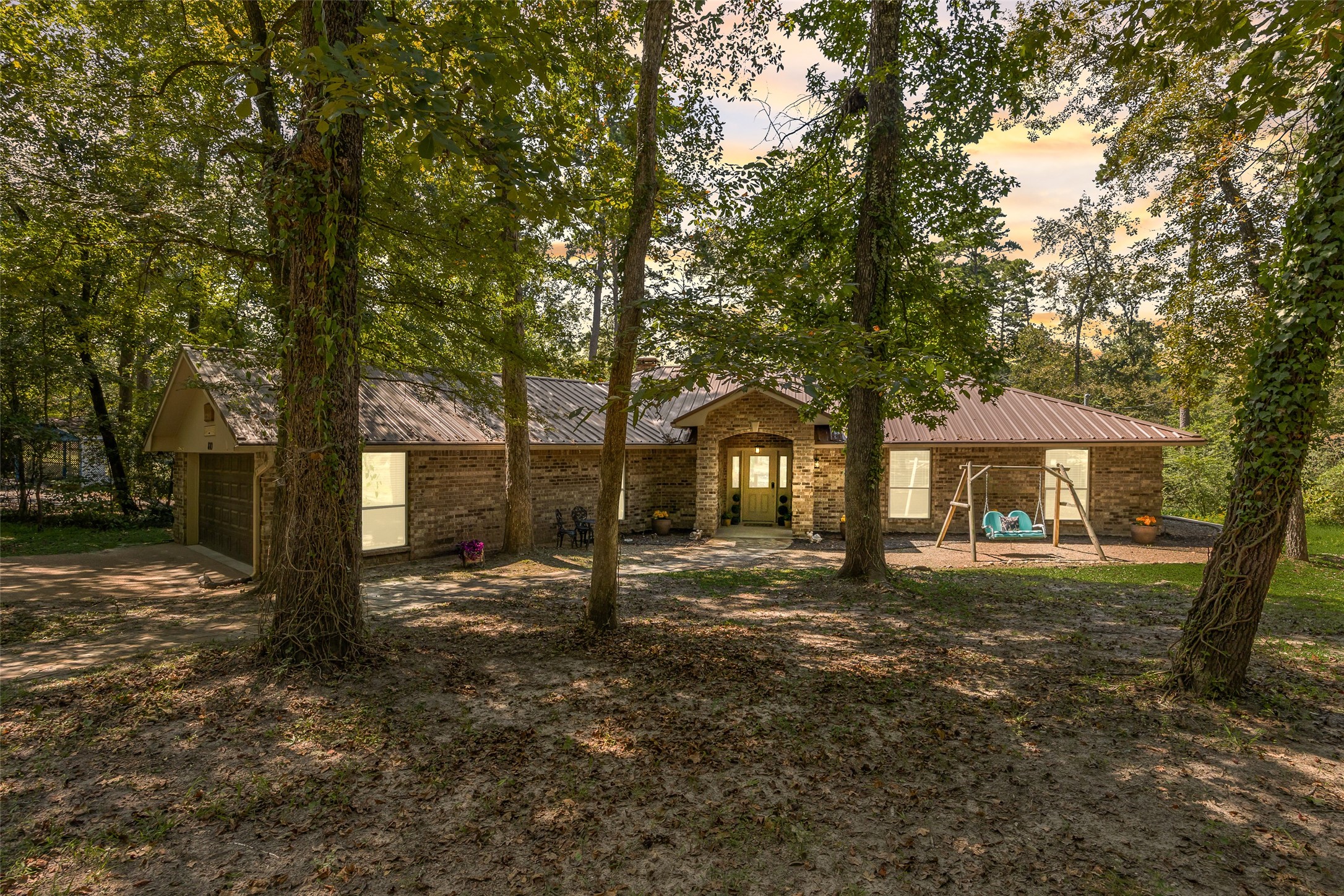 810 Clear Water Trail, Holly Lake Ranch, TX, 75765