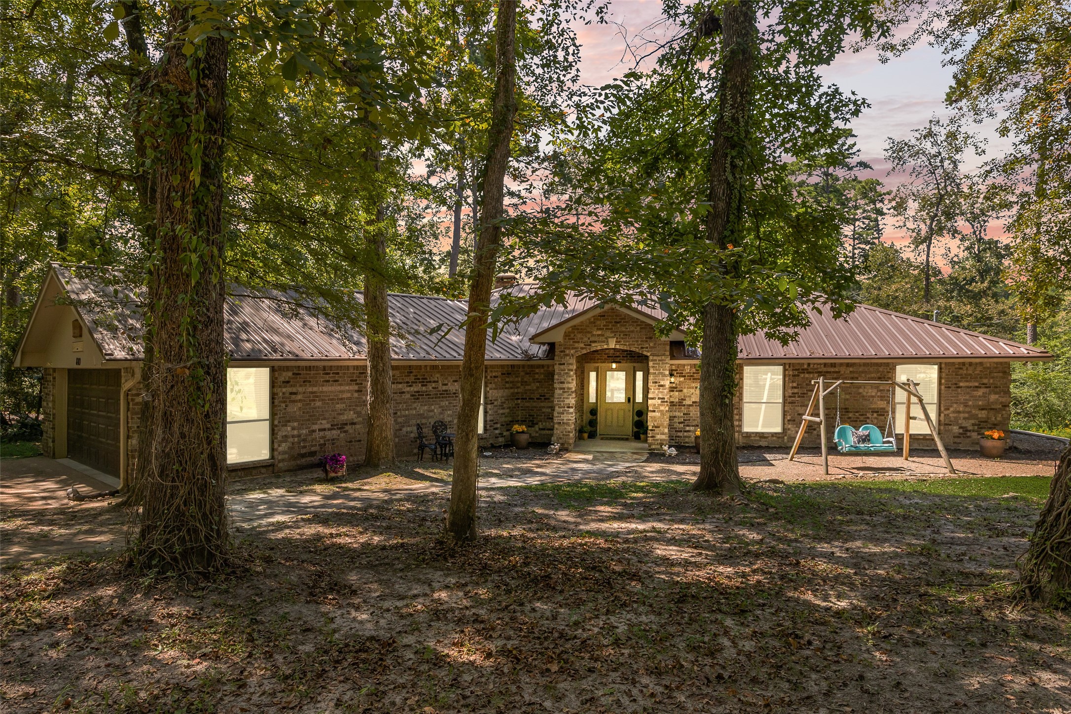 810 Clear Water Trail, Holly Lake Ranch, TX, 75765