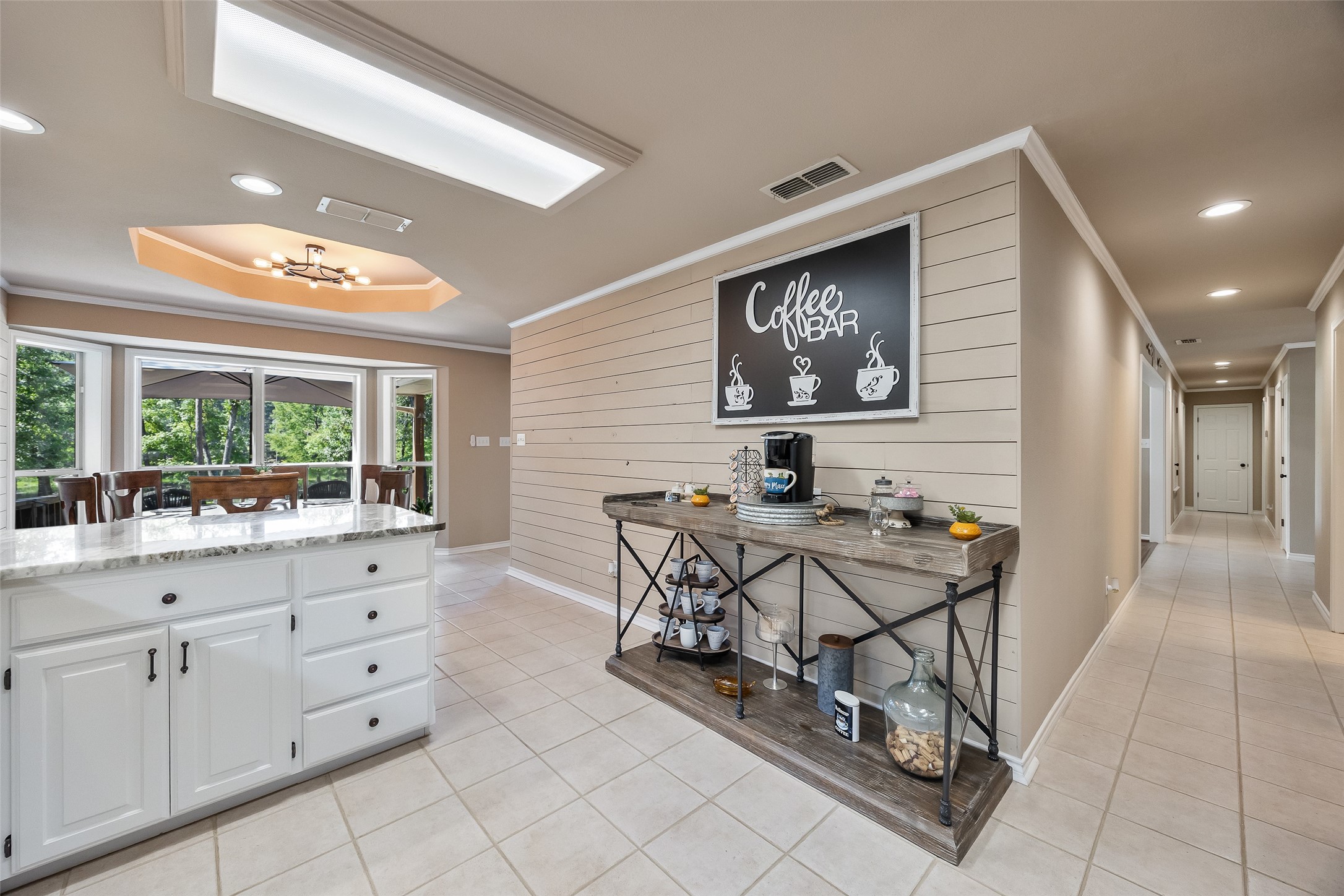 810 Clear Water Trail, Holly Lake Ranch, TX, 75765
