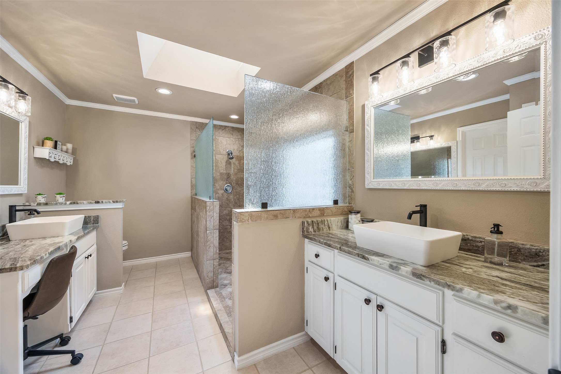 810 Clear Water Trail, Holly Lake Ranch, TX, 75765