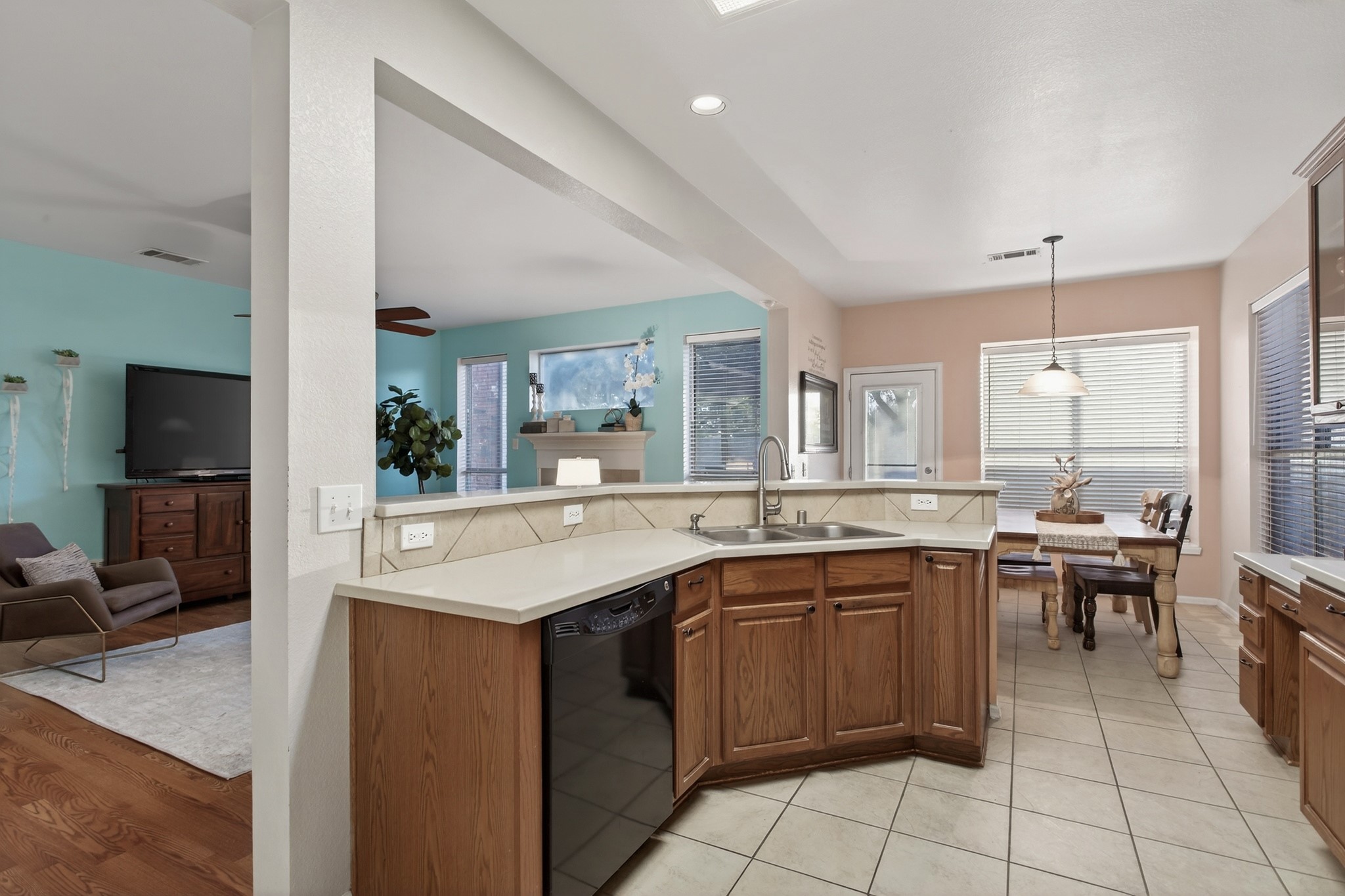 2724 Maple Creek Drive, Fort Worth, TX, 76177