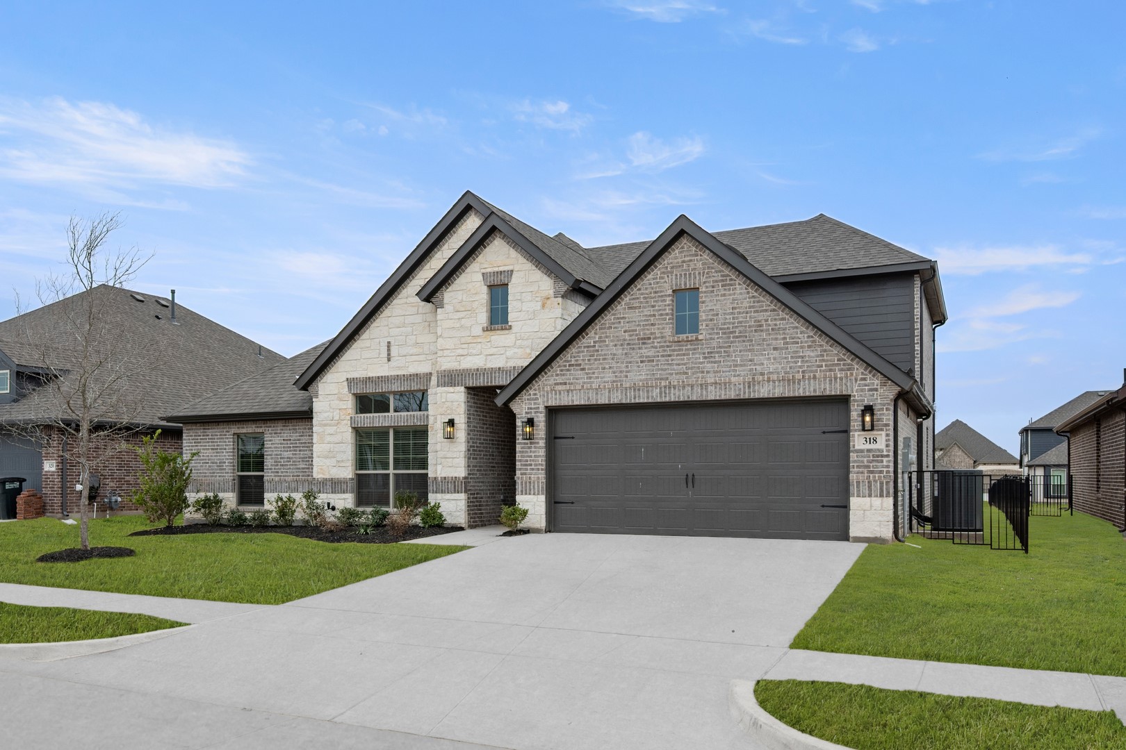318 Bowrider Lane, Granbury, TX, 76049
