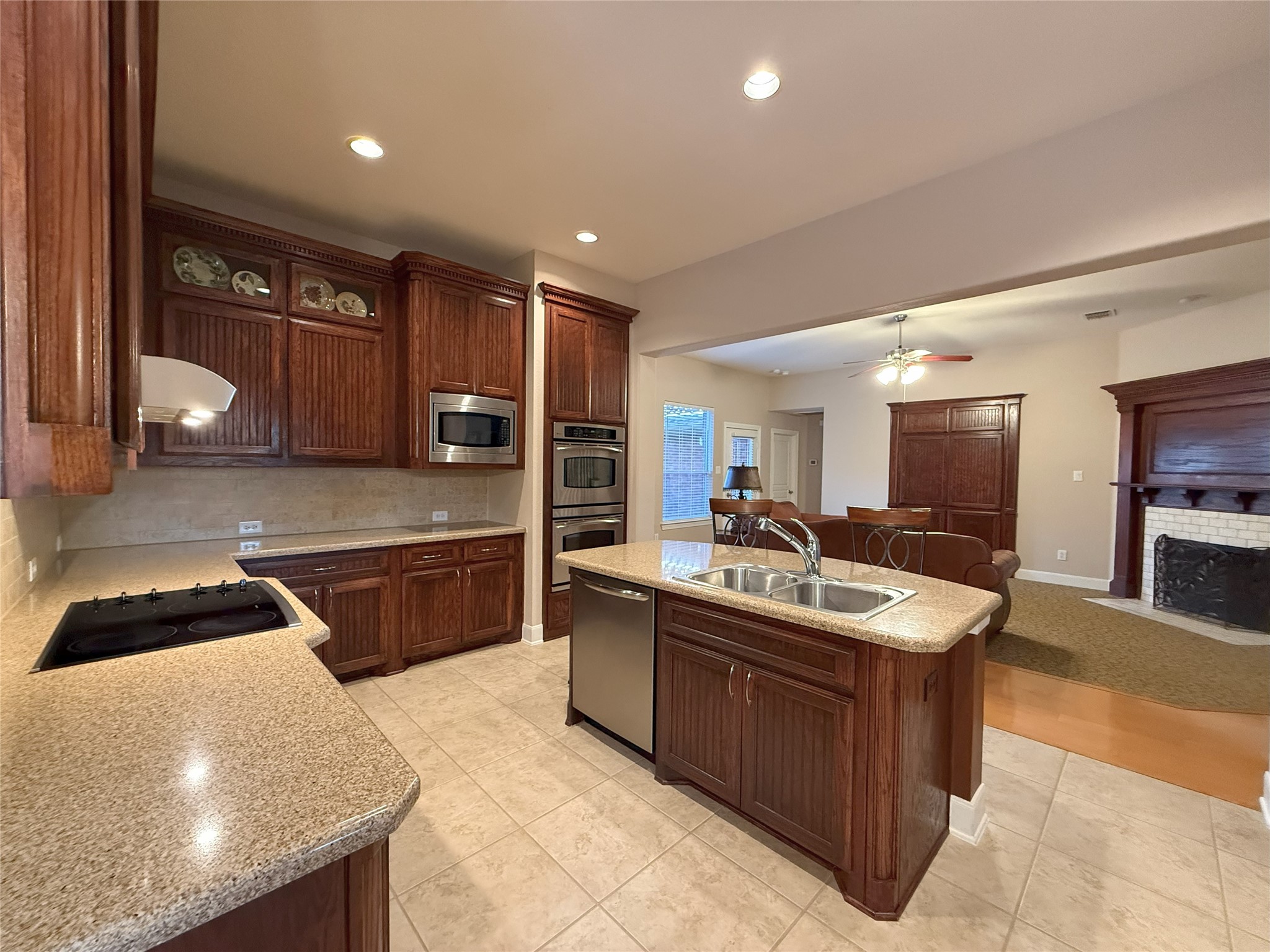 15026 Blakehill Drive, Frisco, TX, 75035