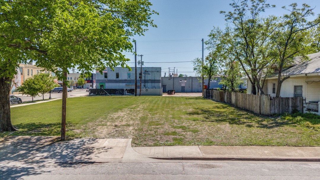 404 Sunset Avenue, Dallas, TX, 75208