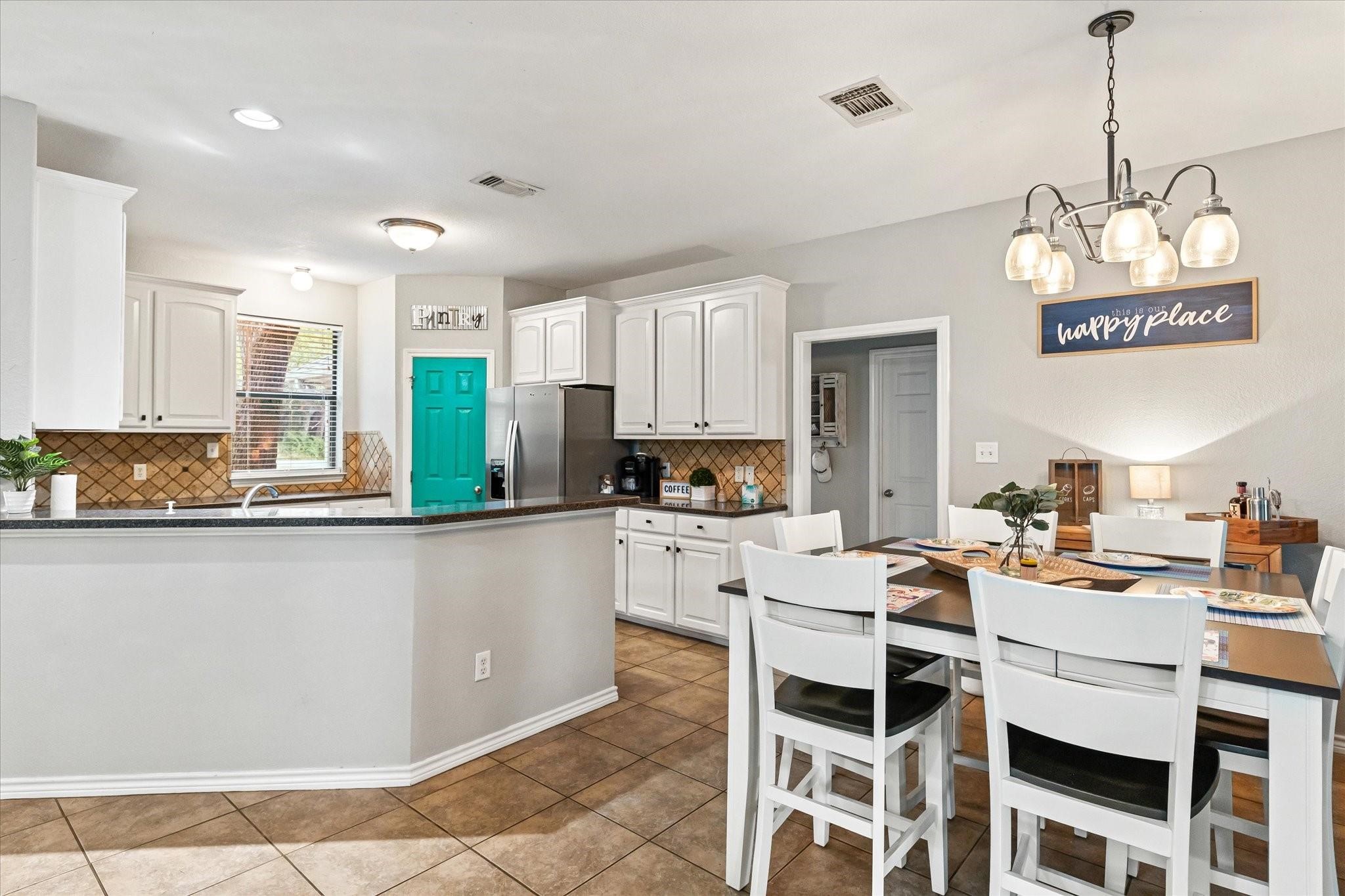 1609 CHEYENNE Trail, Granbury, TX, 76048