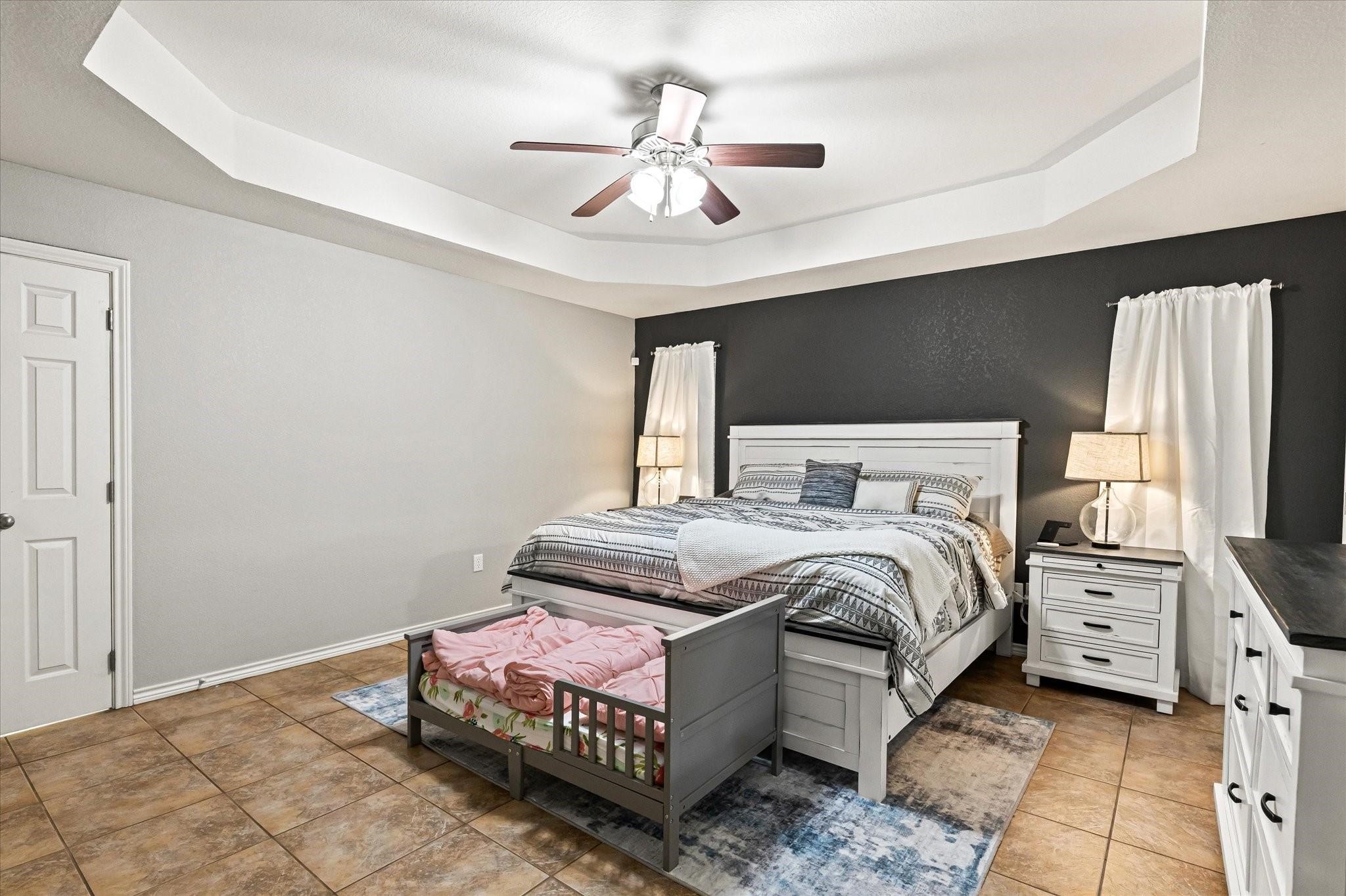 1609 CHEYENNE Trail, Granbury, TX, 76048
