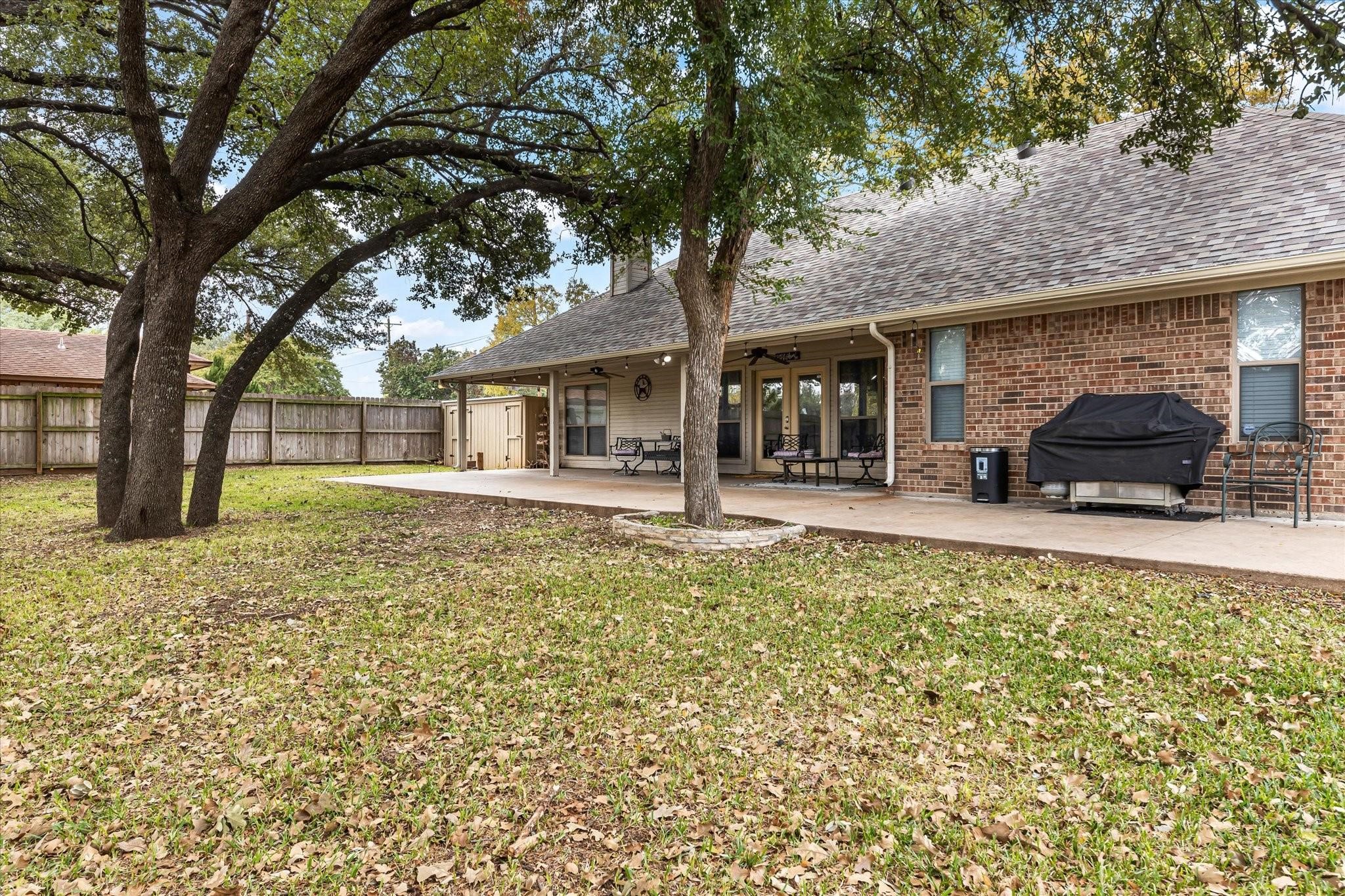 1609 CHEYENNE Trail, Granbury, TX, 76048