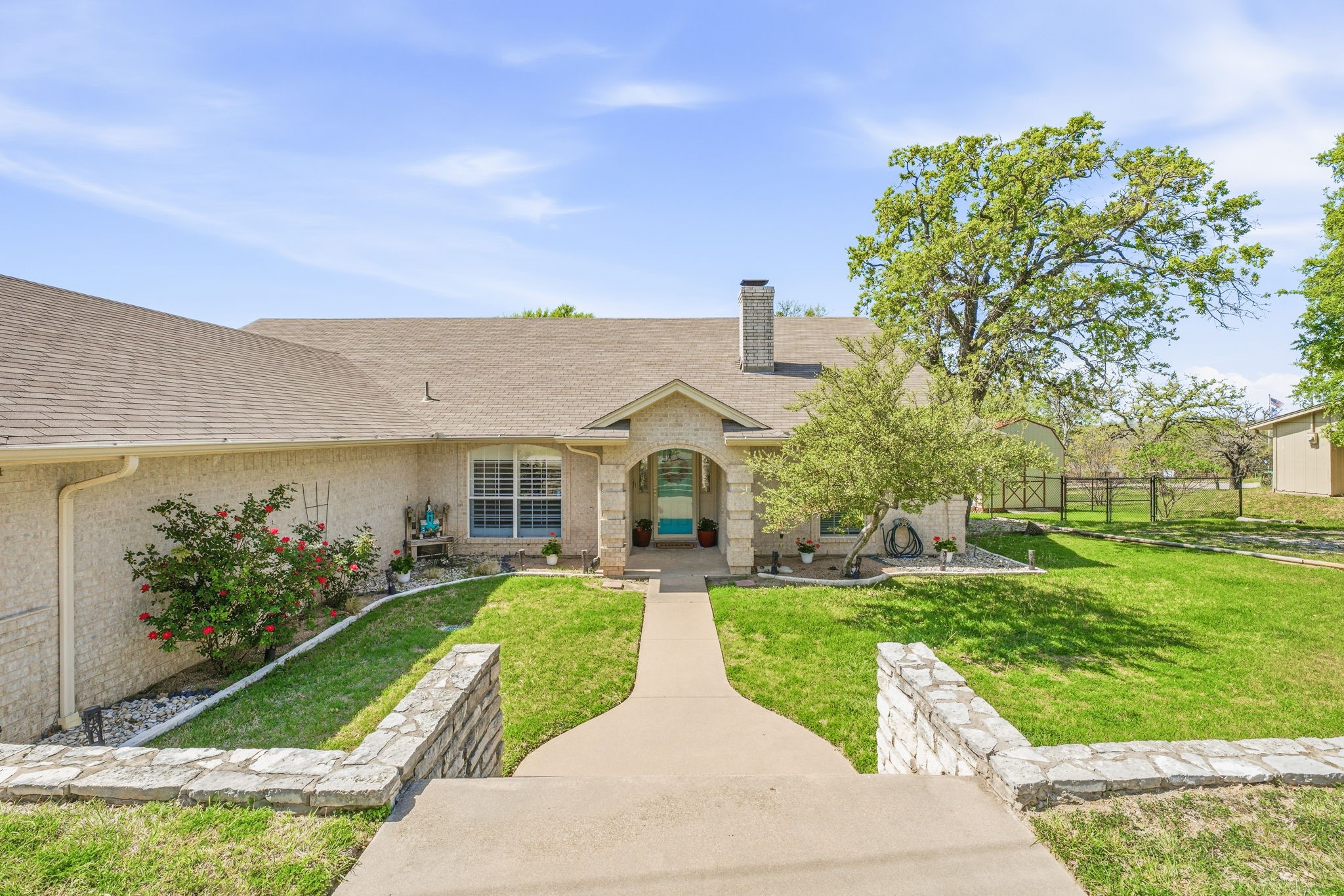 Property photo 03 of 2700 Solar Court, Granbury, TX 76049 | MLS #21181684