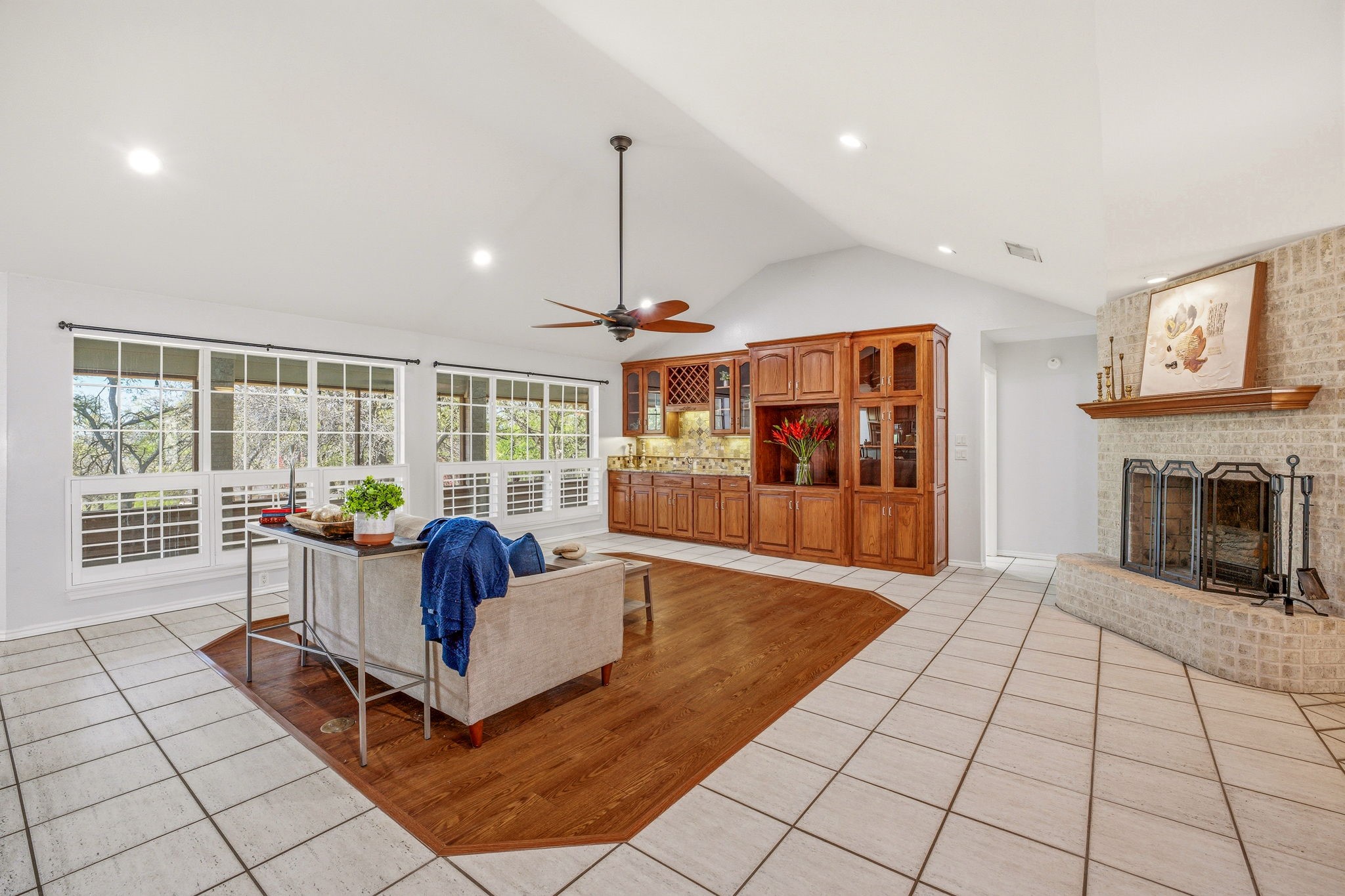 2700 Solar Court, Granbury, TX, 76049