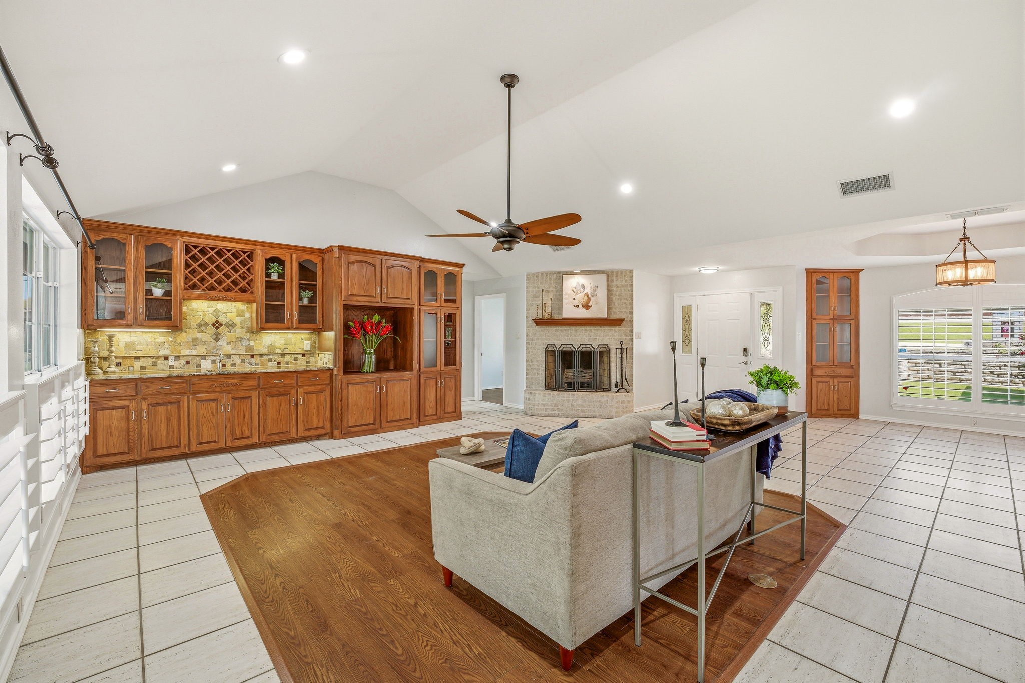 2700 Solar Court, Granbury, TX, 76049