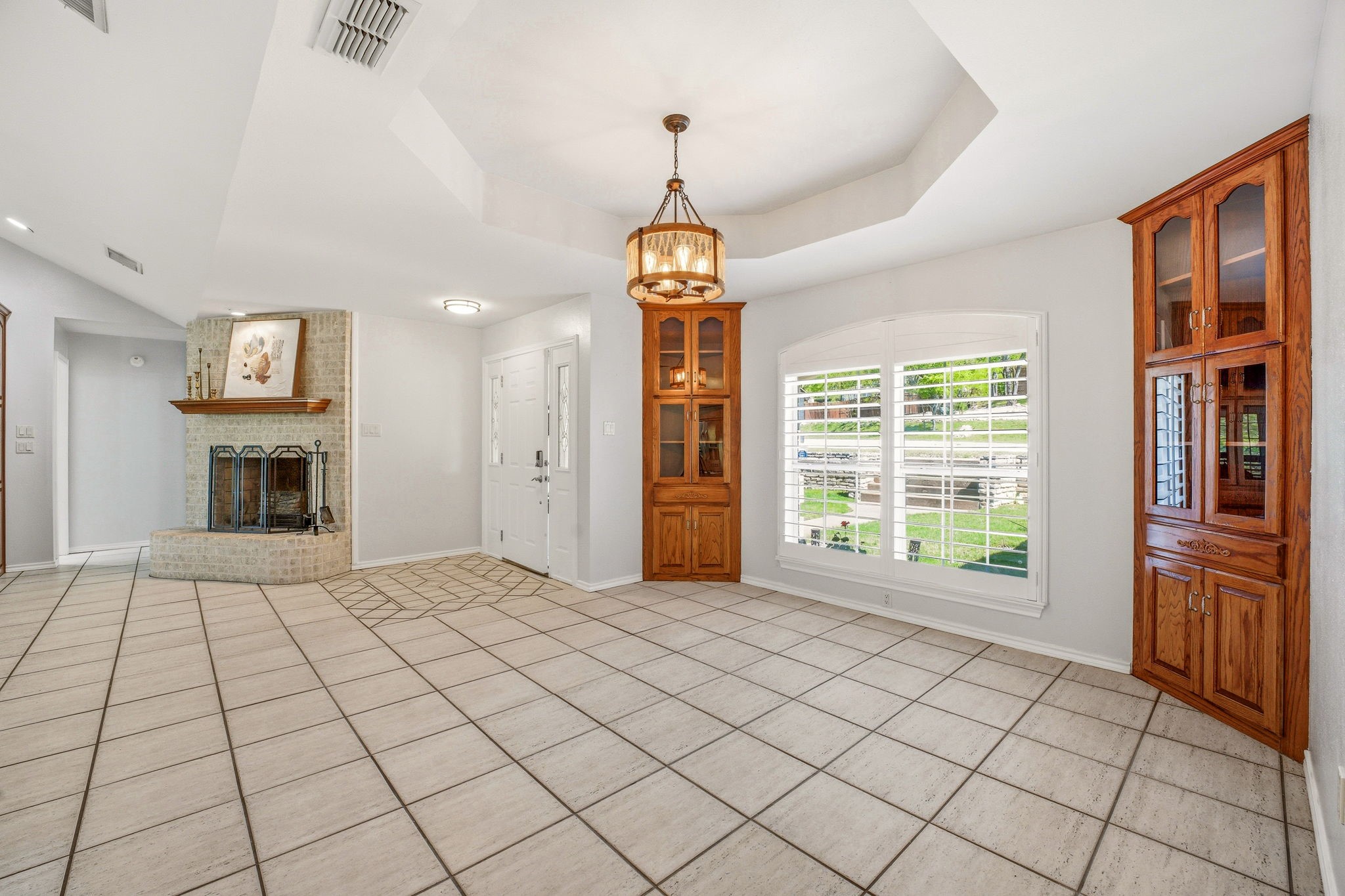 2700 Solar Court, Granbury, TX, 76049