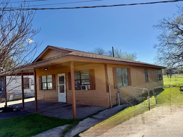 1605 E 10th Avenue, Corsicana, TX, 75110