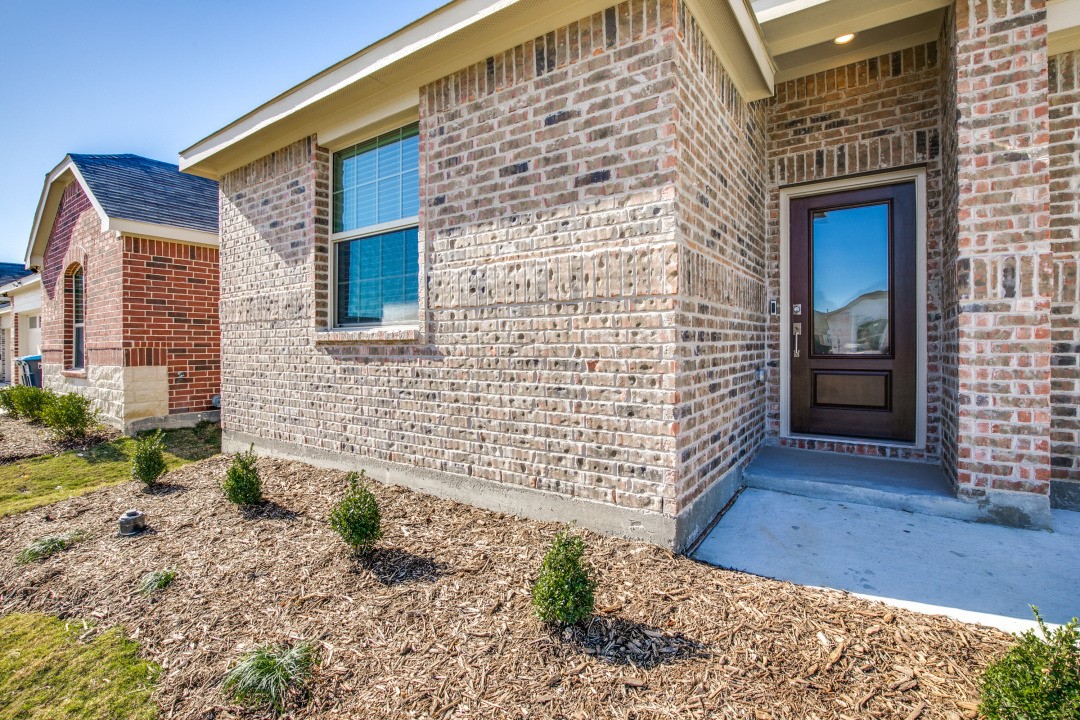 Property photo 03 of 14825 Dusty Boot Trail Fort, Worth, TX 76052 | MLS #21182031