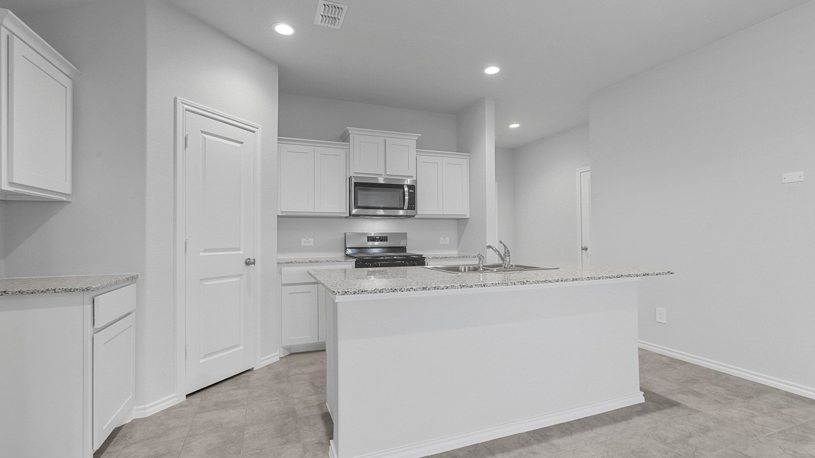 2220 WHITE BUFFALO Way, Fort Worth, TX, 76036