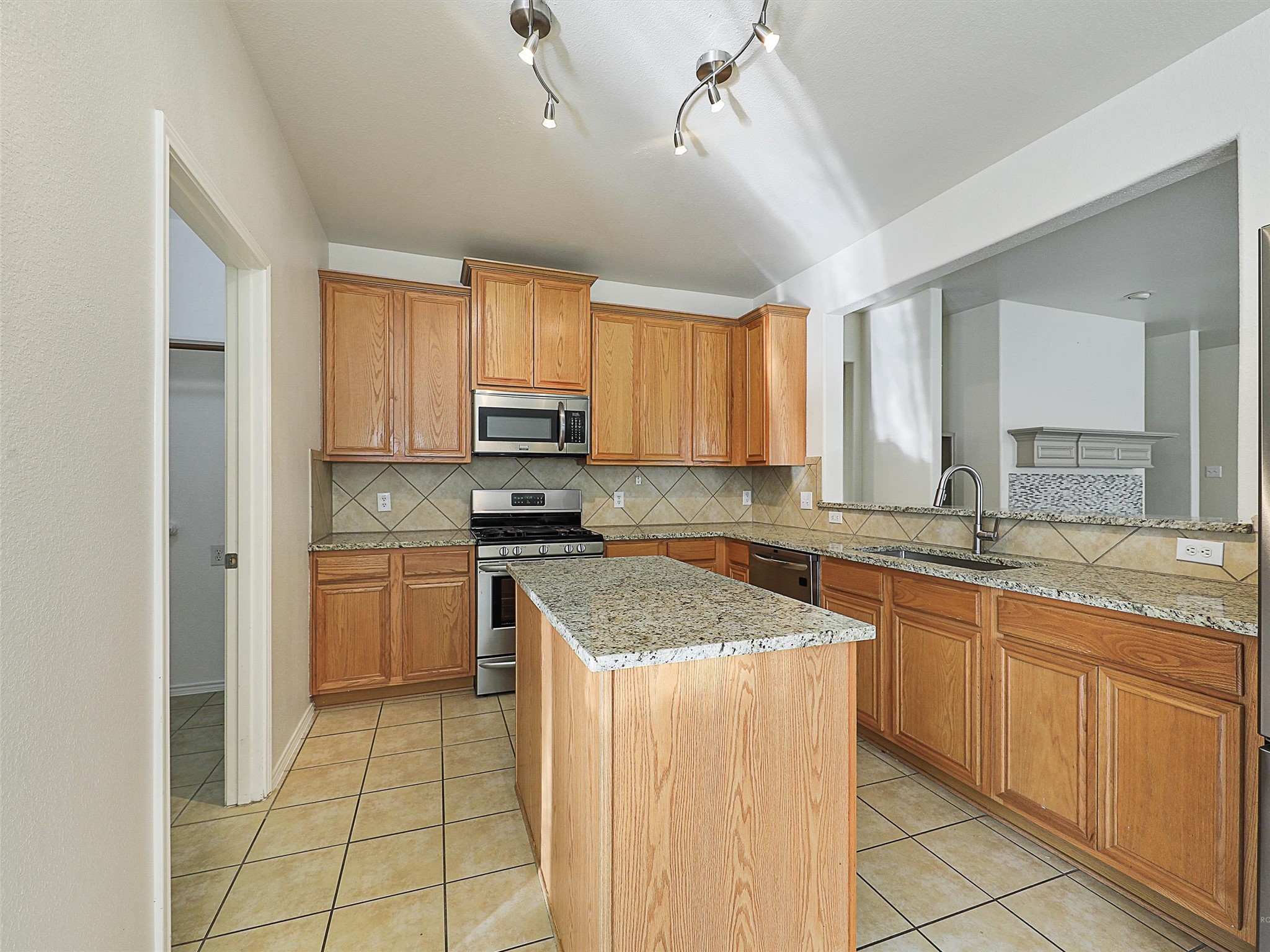 132 Birdbrook Drive, Anna, TX, 75409