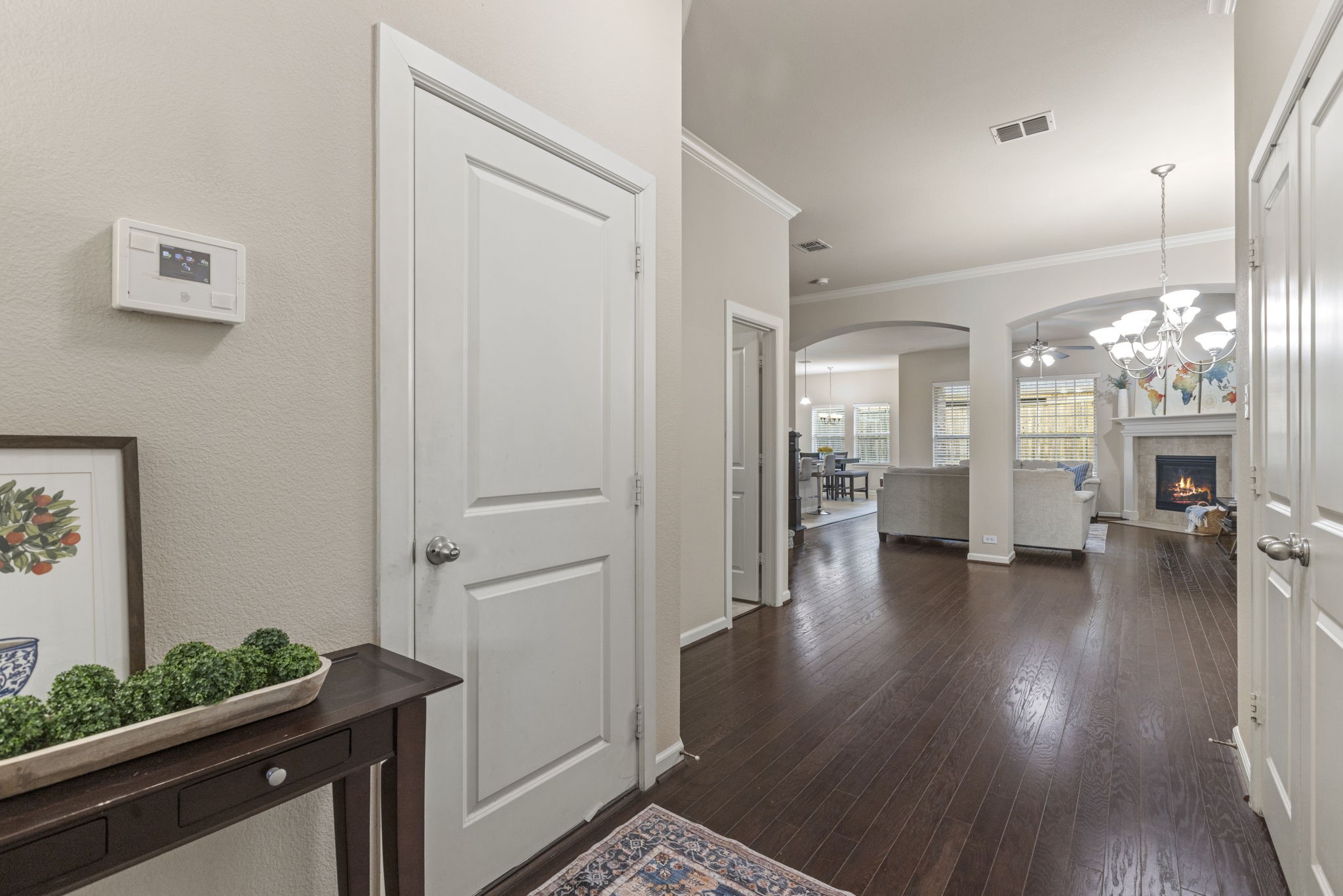 Property photo 03 of 220 Sir Brine Drive, Lewisville, TX 75056 | MLS #21182573