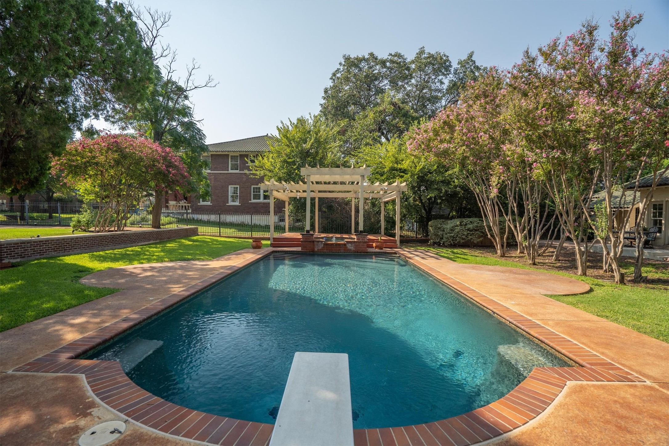 1001 Elizabeth Boulevard, Fort Worth, TX, 76110