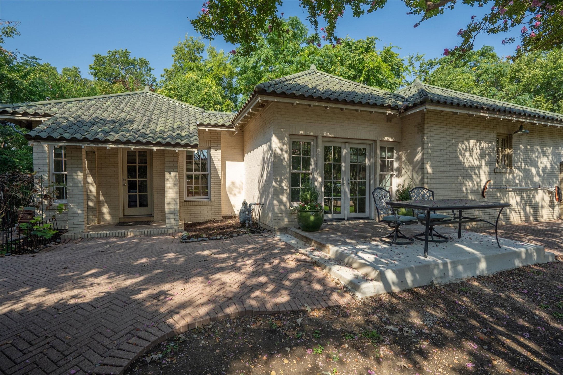 1001 Elizabeth Boulevard, Fort Worth, TX, 76110