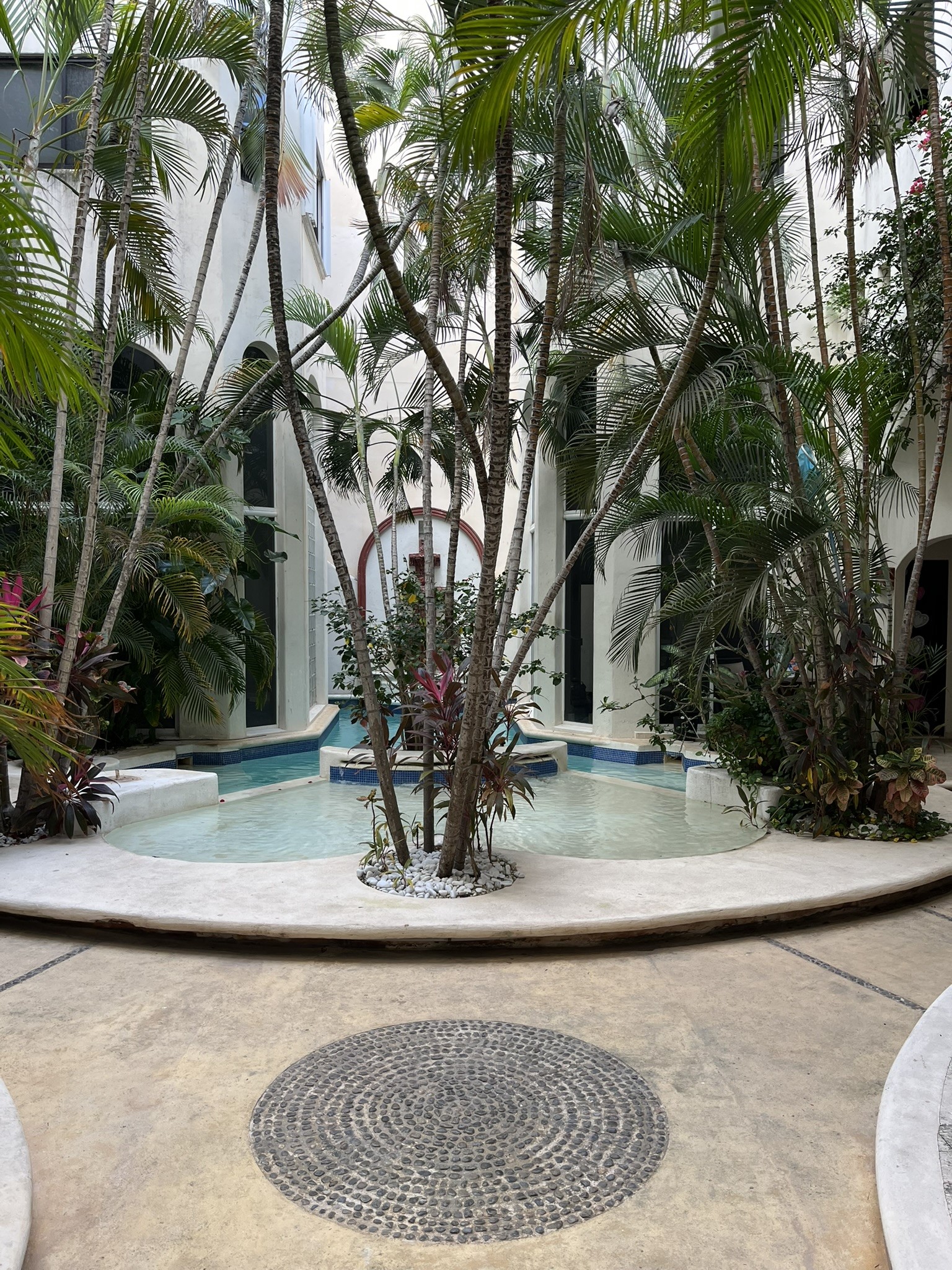 9 Royal Palms, TX, 77710