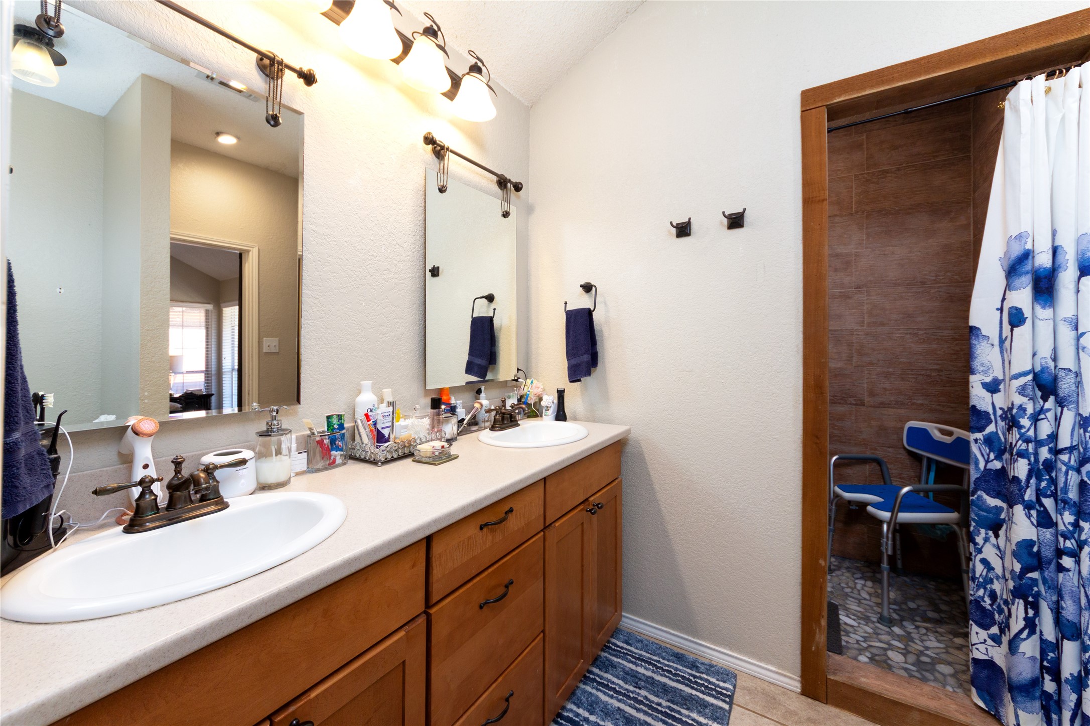 6004 Ten Wood Court, Arlington, TX, 76018