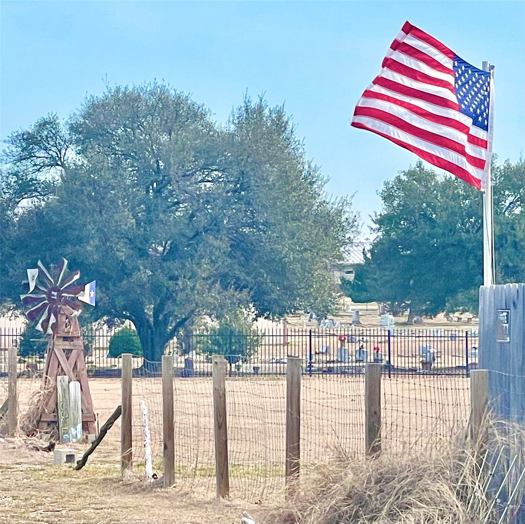 1116 Navarro, Mart, TX, 76664