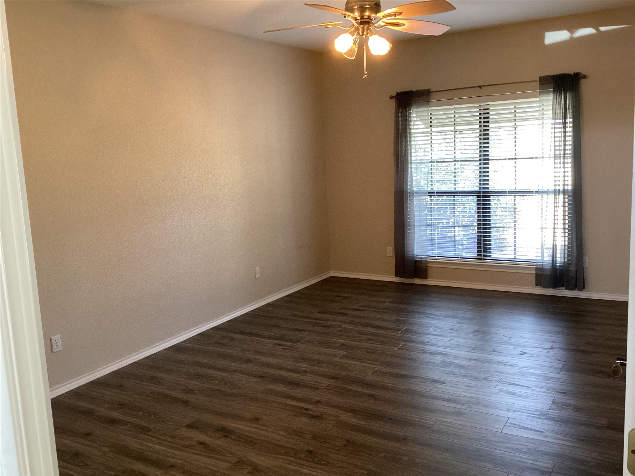 6507 Shadowview Court, Mineral Wells, TX, 76067