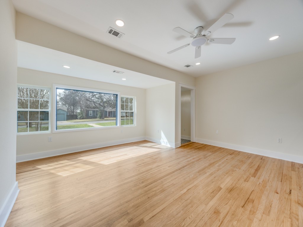 1425 W Shepherd Street, Denison, TX, 75020