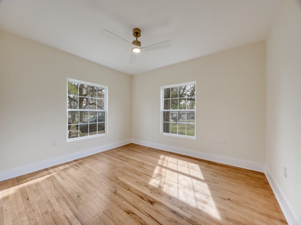 1425 W Shepherd Street, Denison, TX, 75020