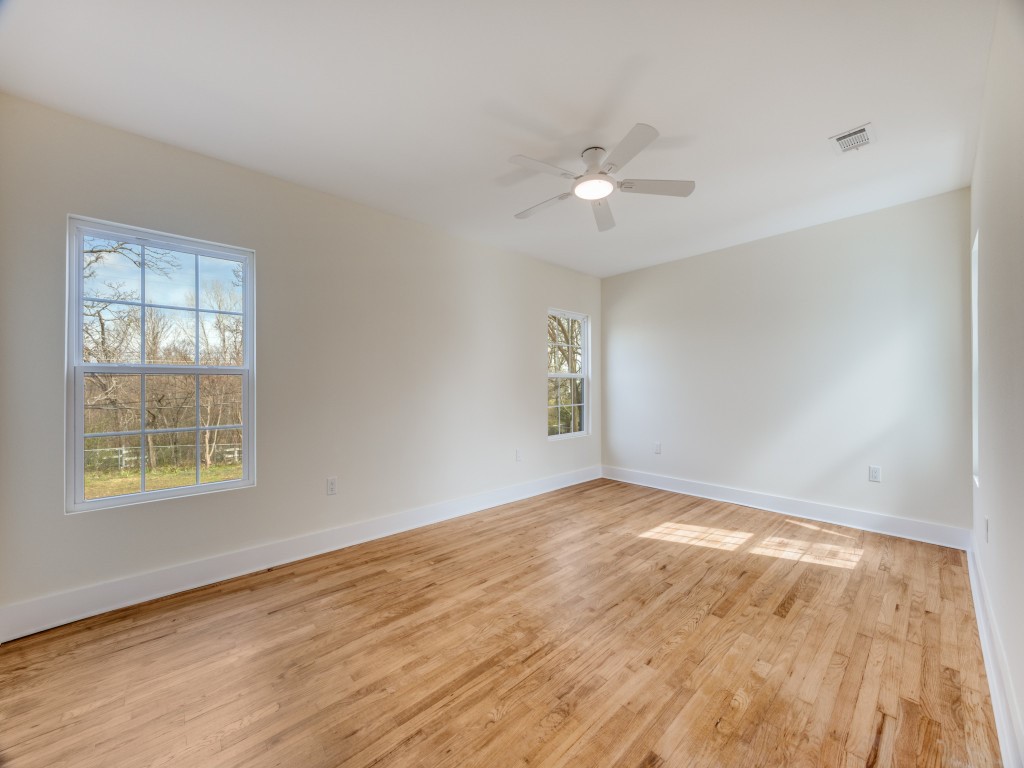 1425 W Shepherd Street, Denison, TX, 75020