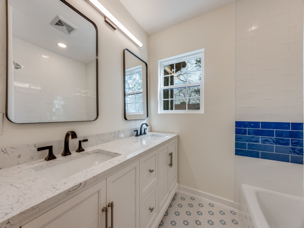 1425 W Shepherd Street, Denison, TX, 75020