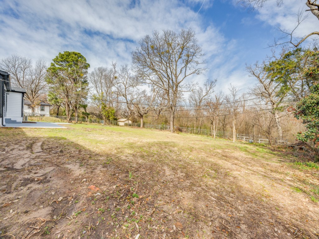 1425 W Shepherd Street, Denison, TX, 75020