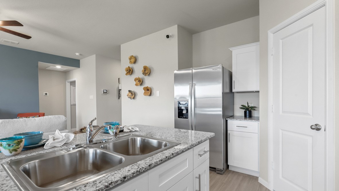 9309 GOLDEN TREE Avenue, Fort Worth, TX, 76108