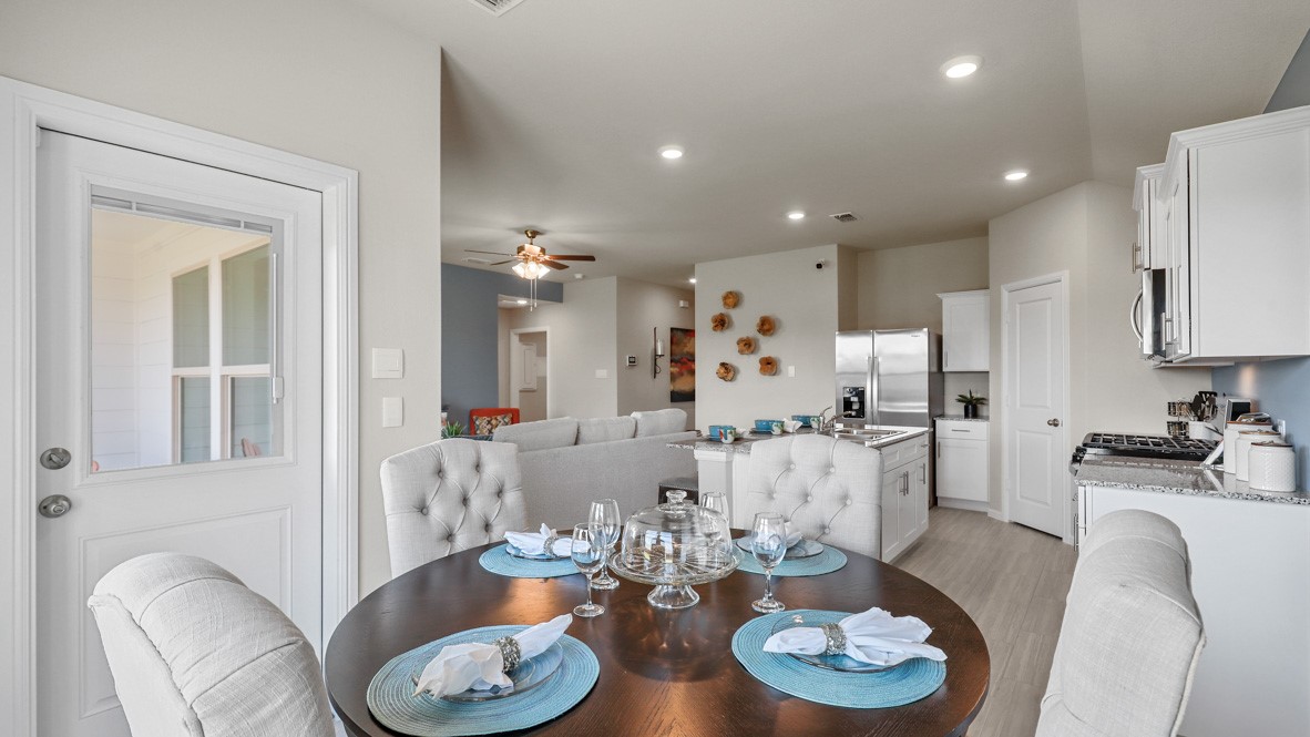 9309 GOLDEN TREE Avenue, Fort Worth, TX, 76108