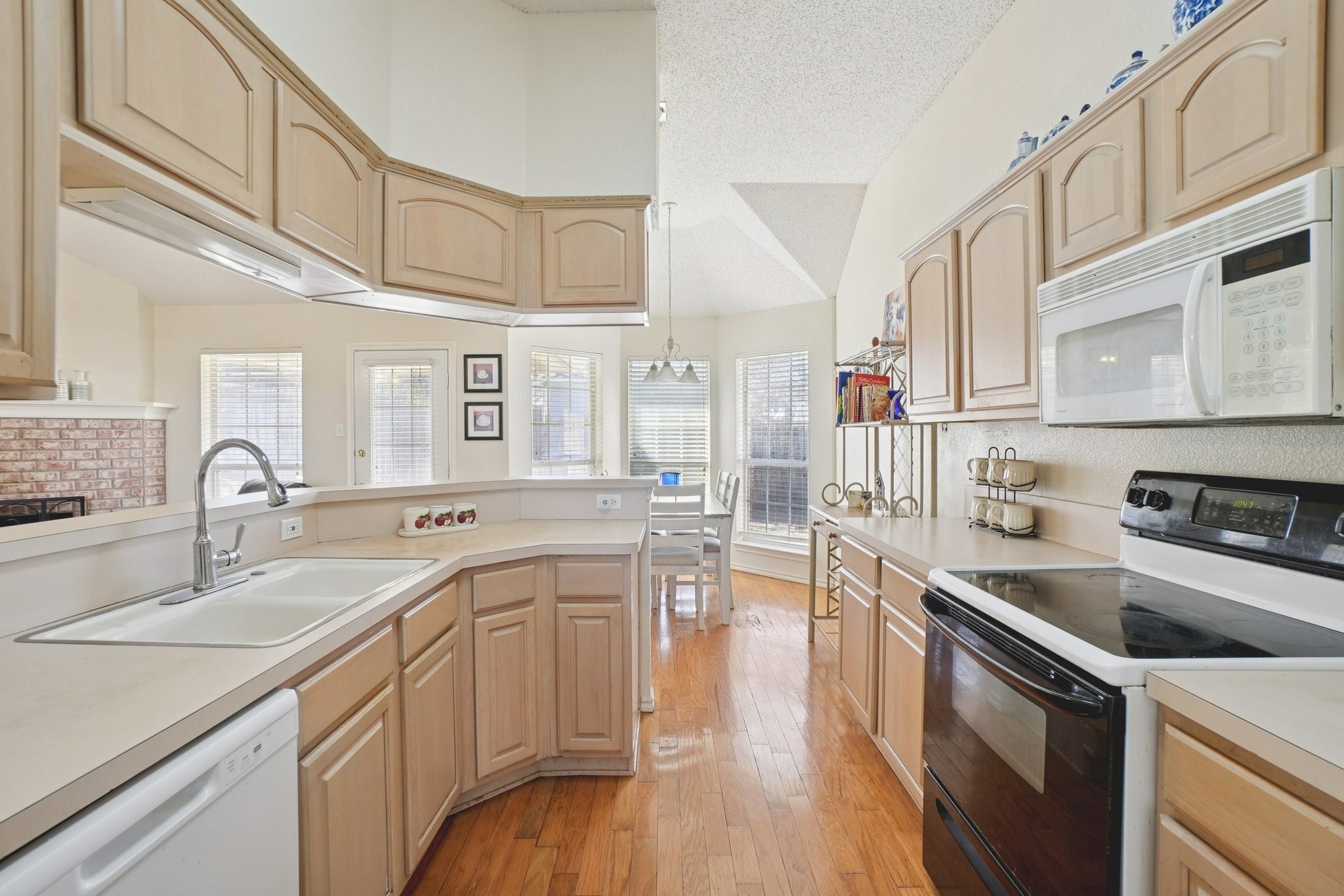 1427 Shadow Run, Weatherford, TX, 76086