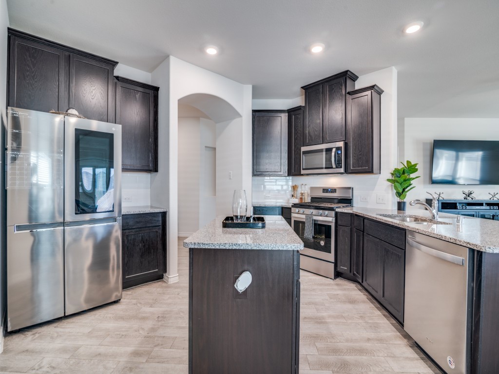Property photo 02 of 4215 Bullock Lane, Forney, TX 75126 | MLS #21184021