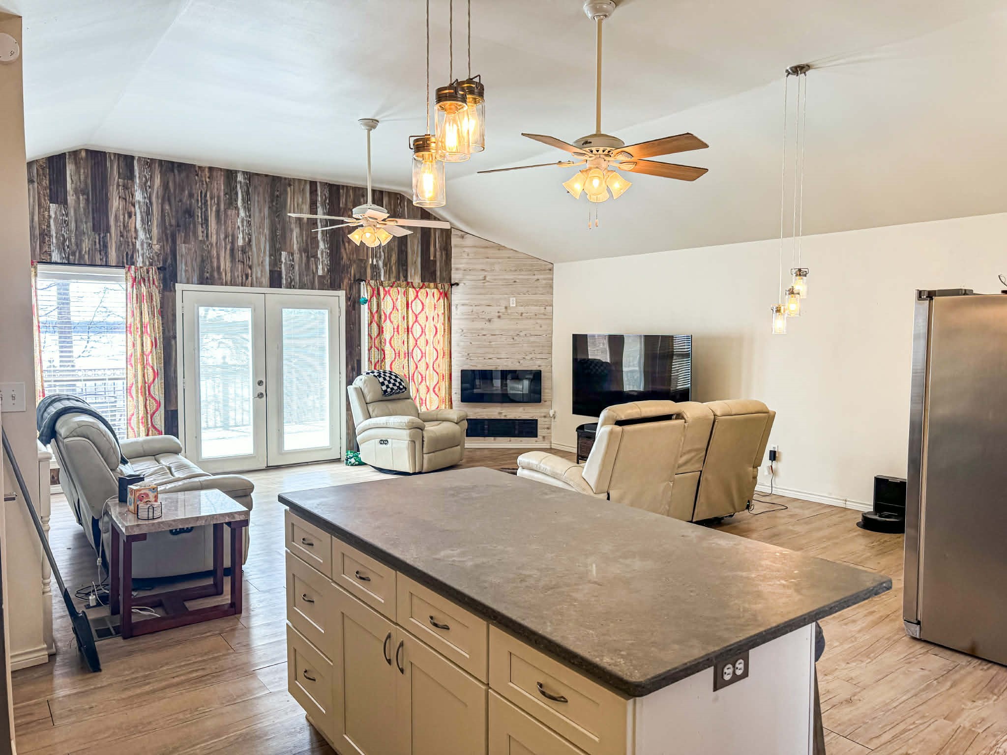 670 Redbud Drive, Avinger, TX, 75630