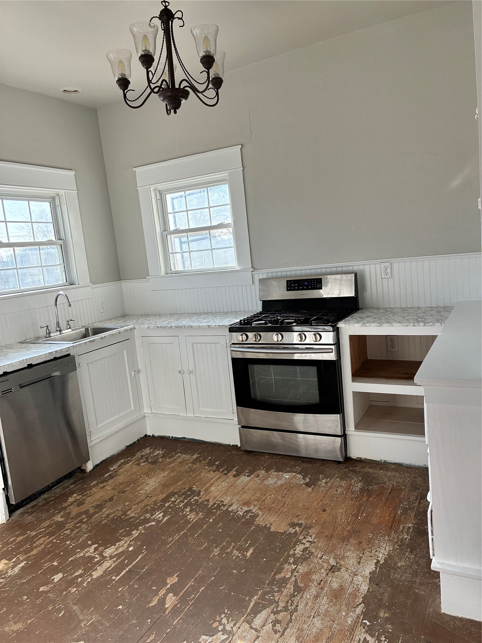 109 S West Street, Bangs, TX, 76823