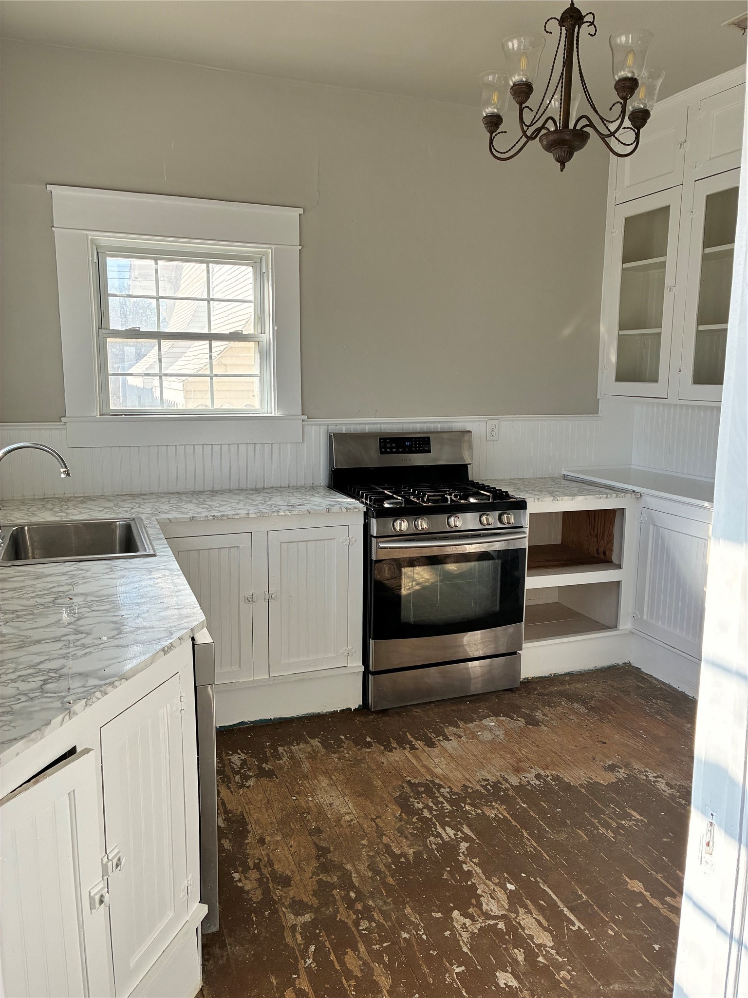 109 S West Street, Bangs, TX, 76823