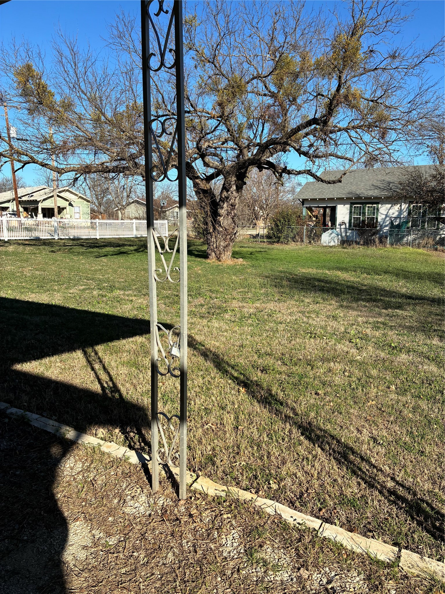 109 S West Street, Bangs, TX, 76823