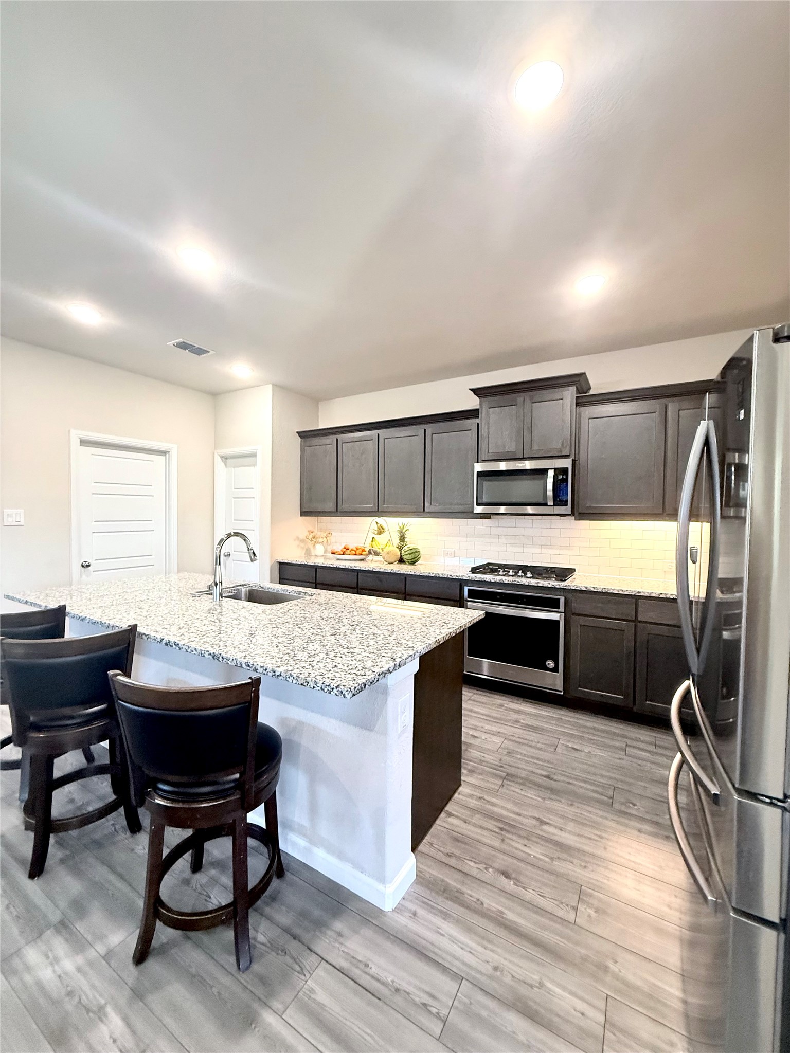 6718 Goldenrain Drive, Venus, TX, 76084