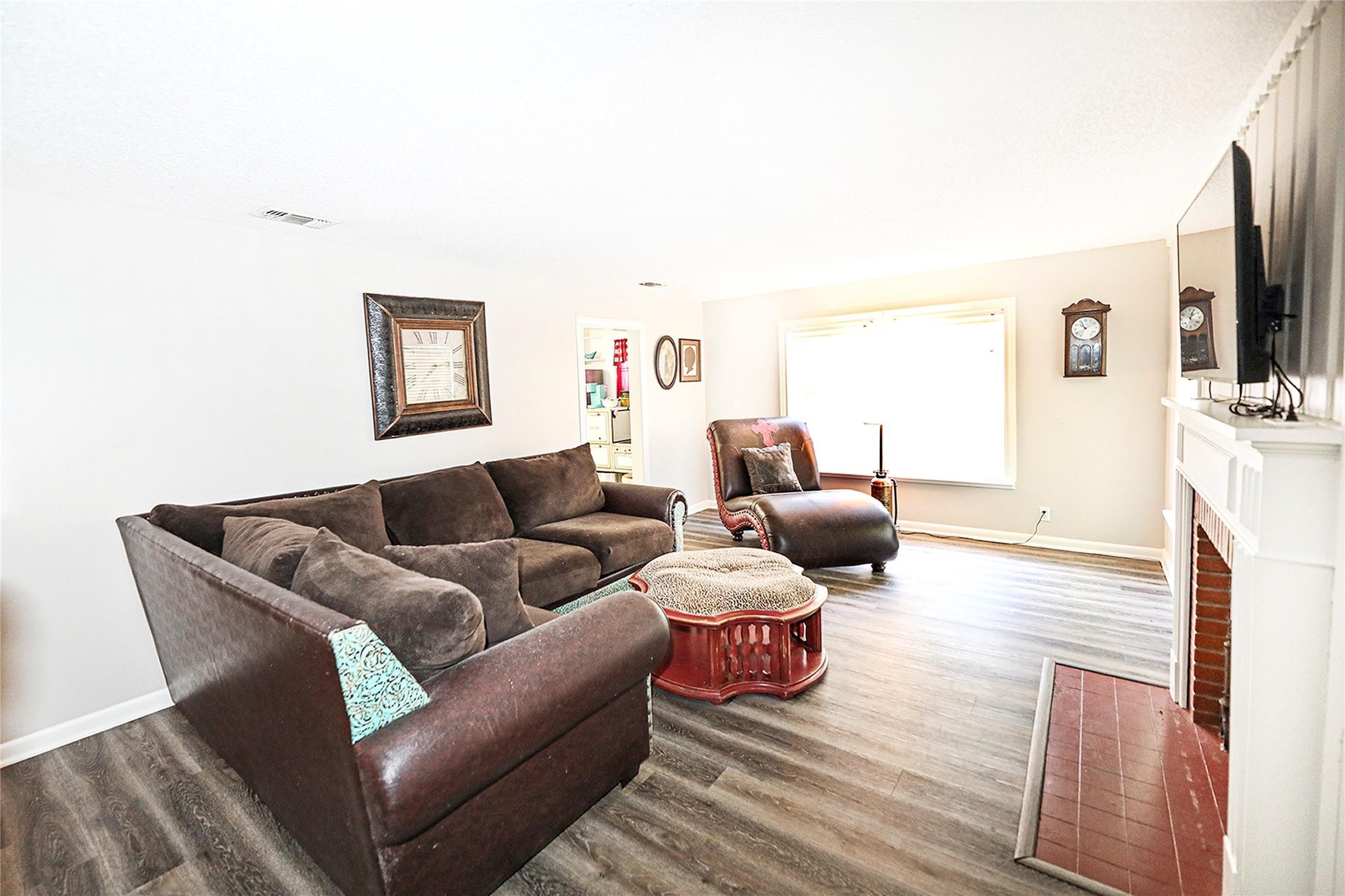 Property photo 03 of 307 Rock Street, Bowie, TX 76230 | MLS #21184279