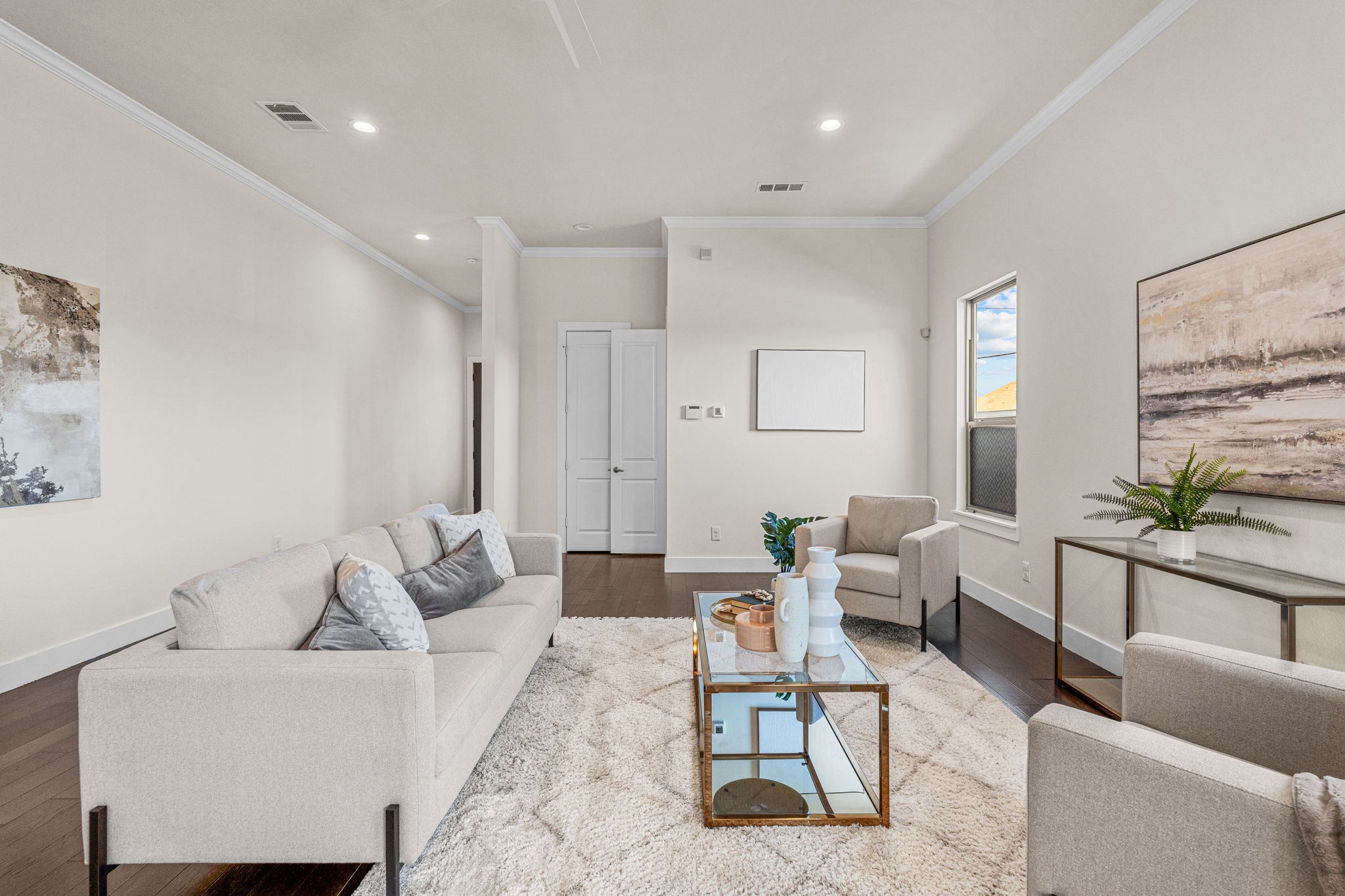 600 Melba Street, Dallas, TX, 75208