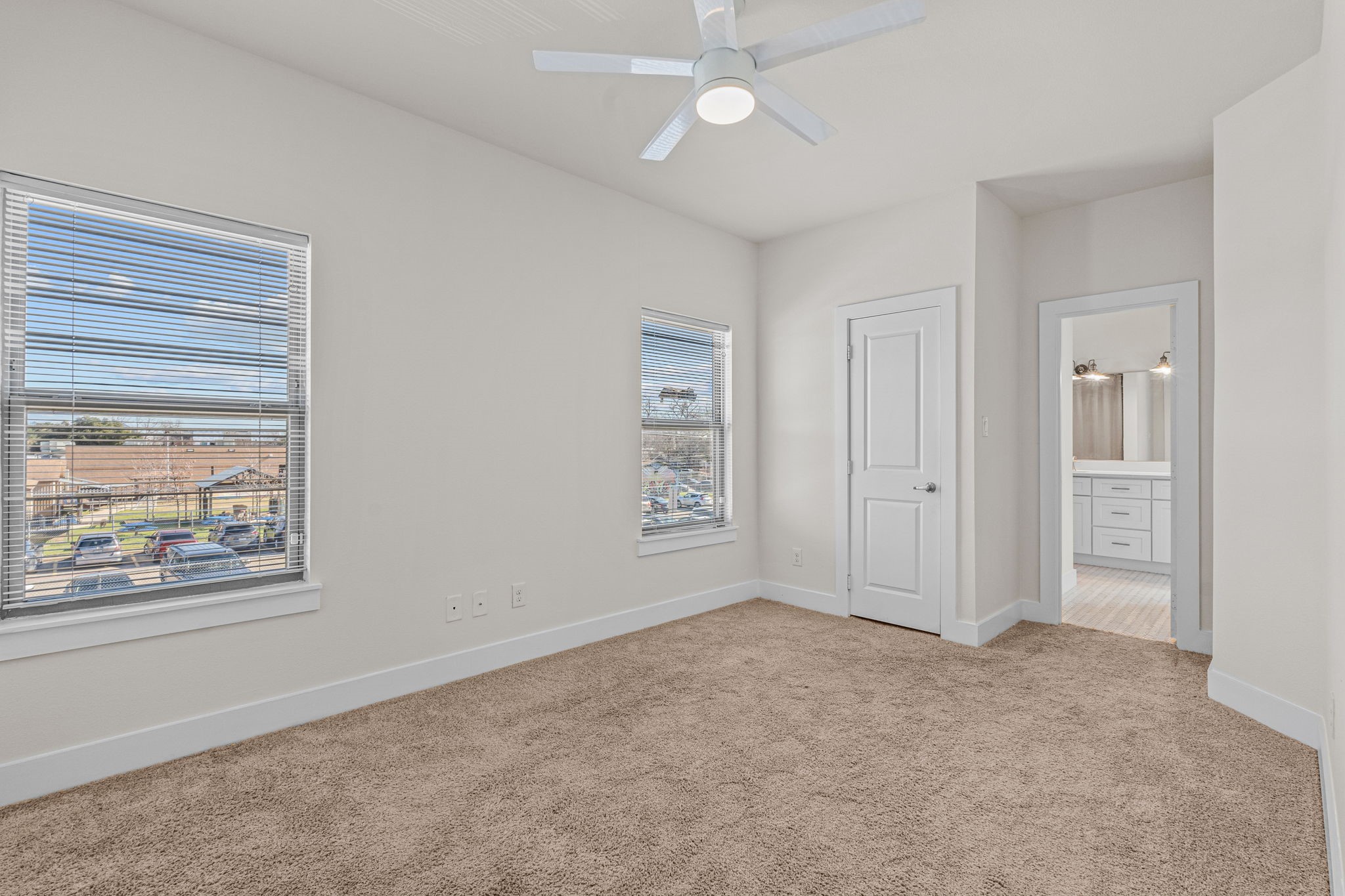 600 Melba Street, Dallas, TX, 75208