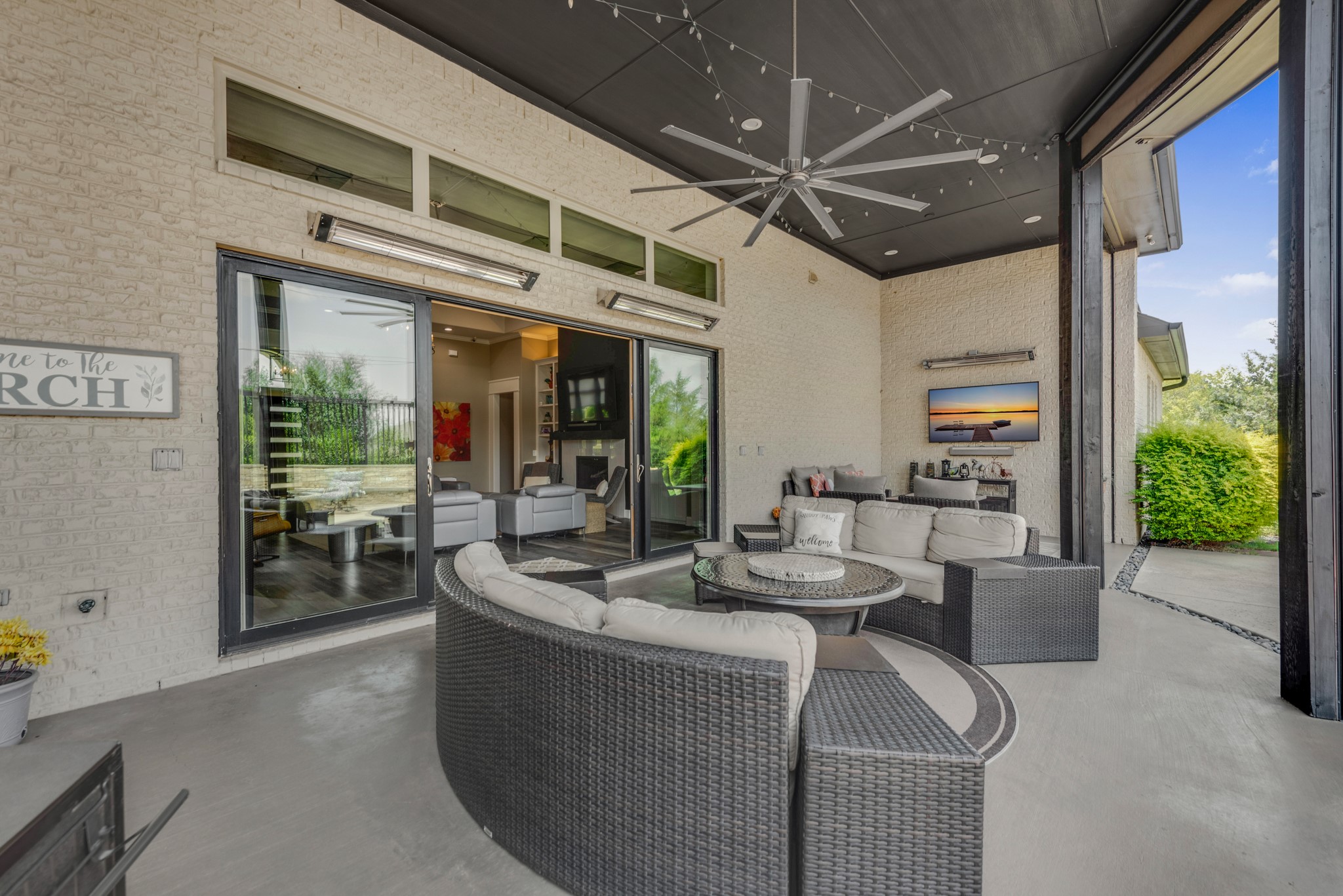 125 Kyle Court, Double Oak, TX, 75077